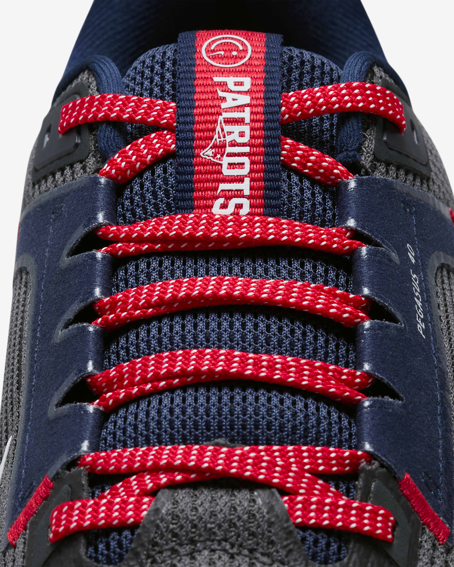 nike pegasus patriots