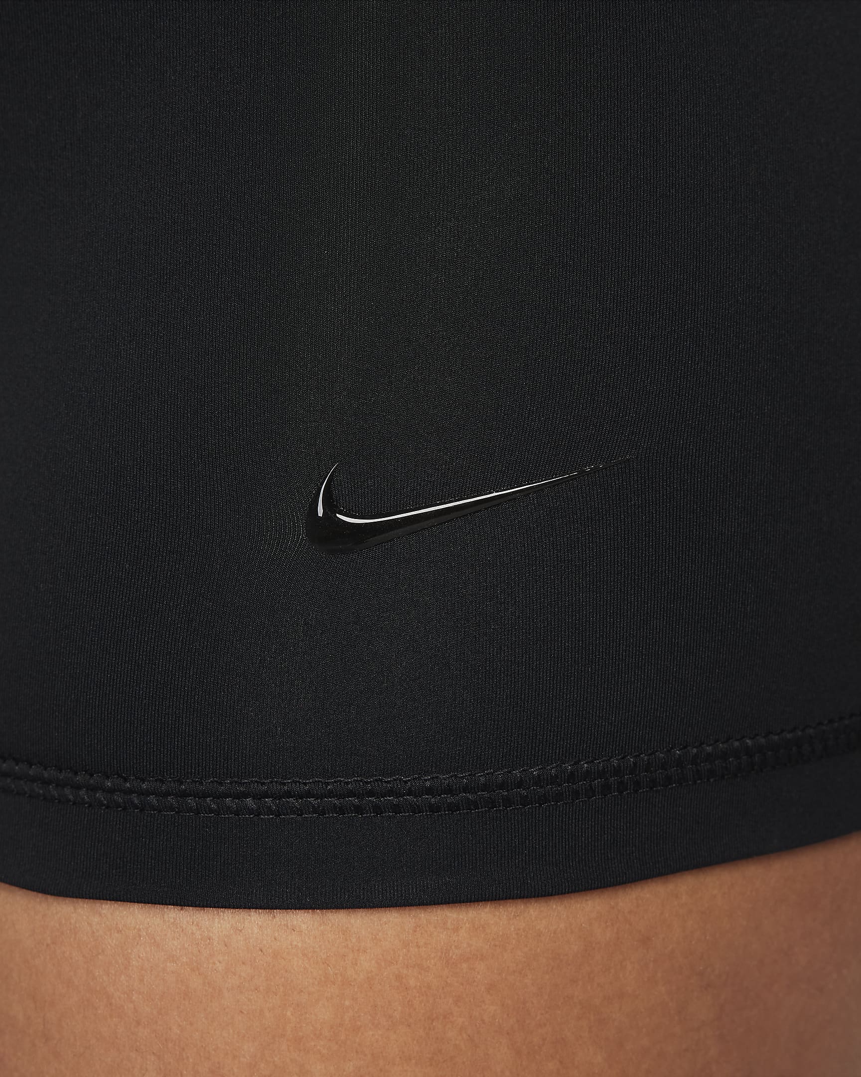 Damskie spodenki ze średnim stanem Nike Pro 8 cm - Czerń