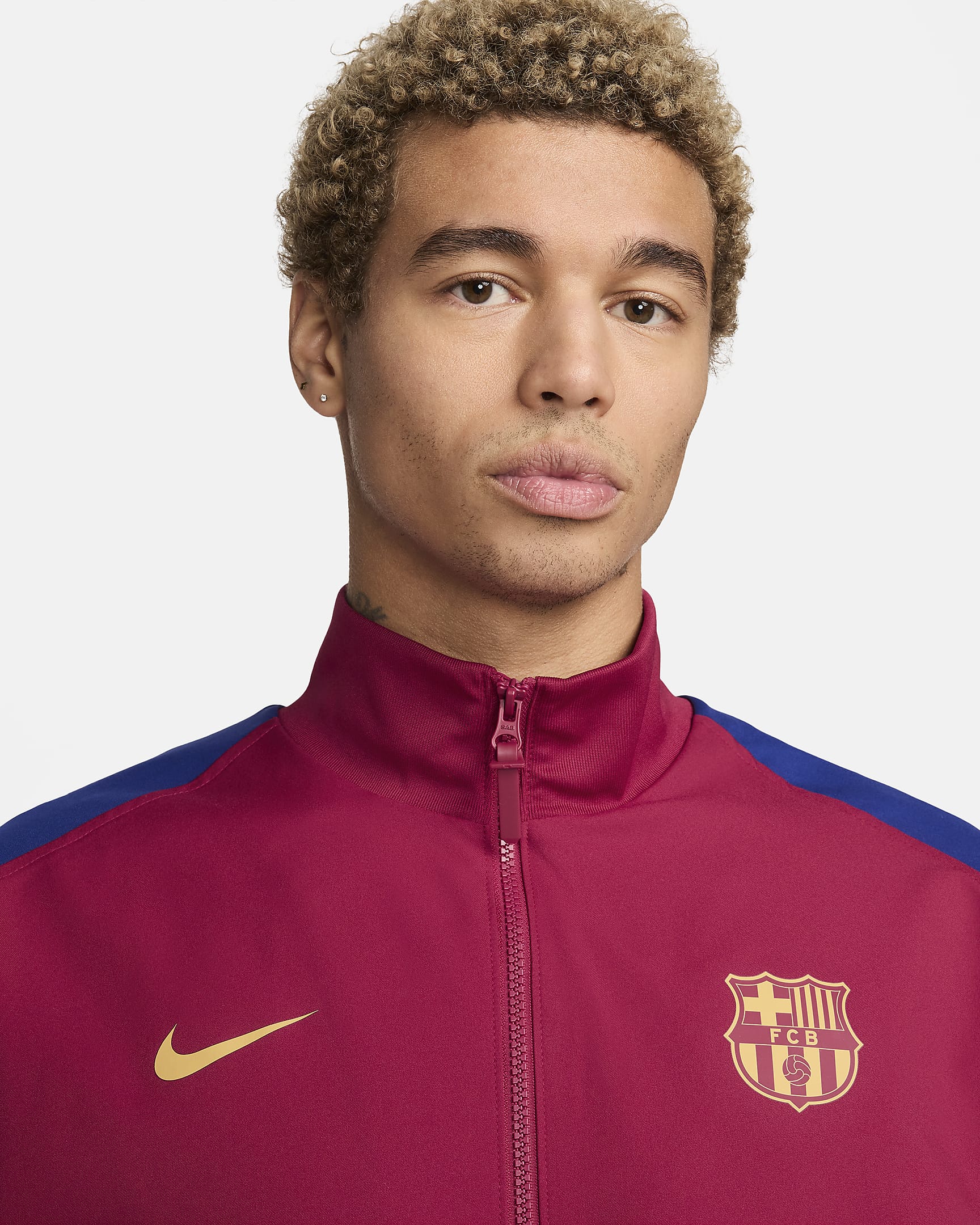 F.C. Barcelona Strike Men's Nike Dri-FIT Football Tracksuit Jacket. Nike SI