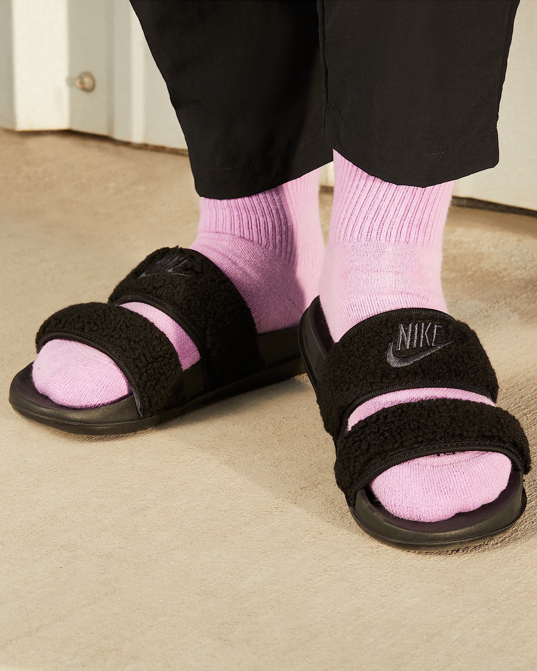 womens nike duo slides