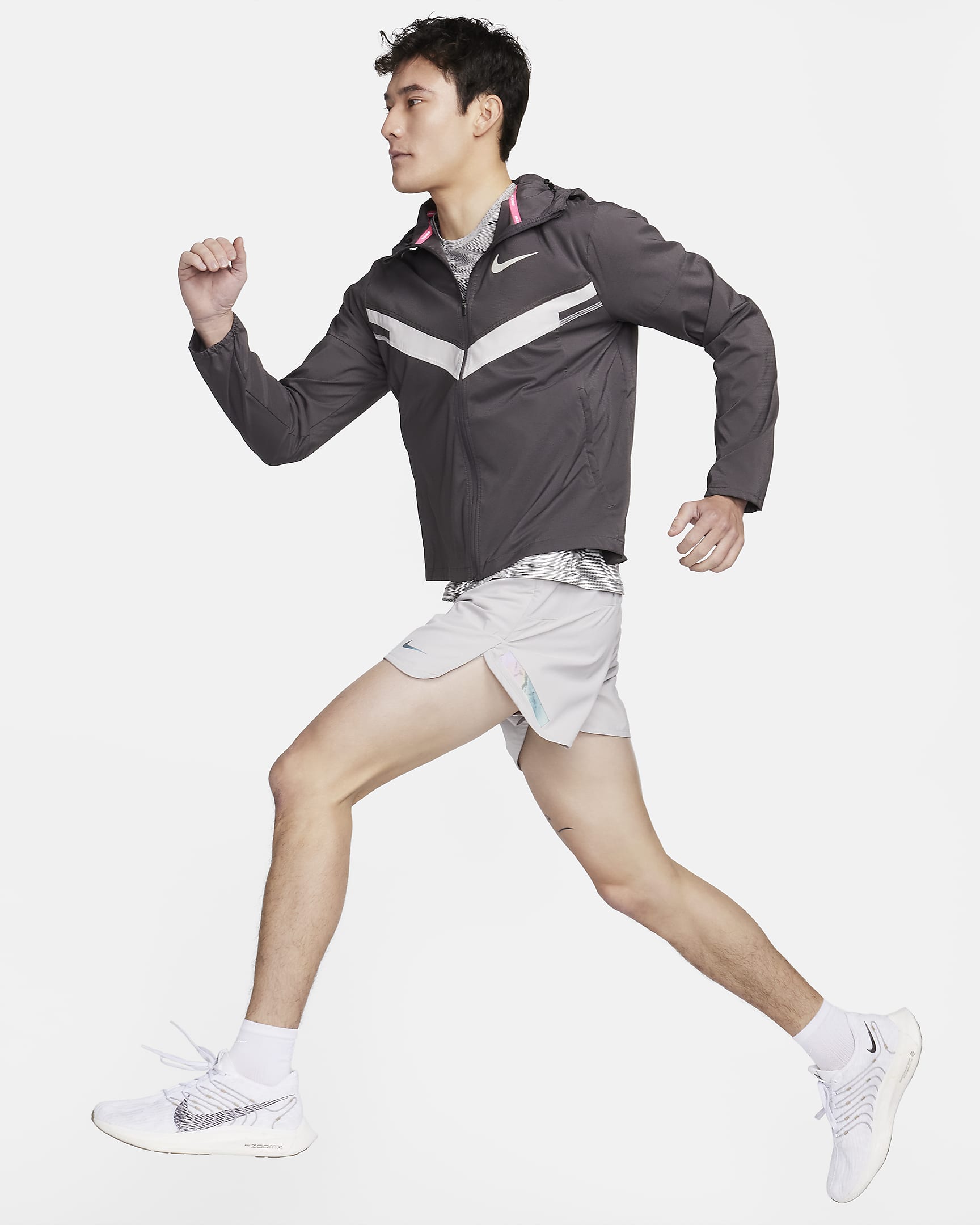 Nike Repel Windrunner Men's UV Running Jacket - Medium Ash/Light Bone/Hyper Pink/Light Bone