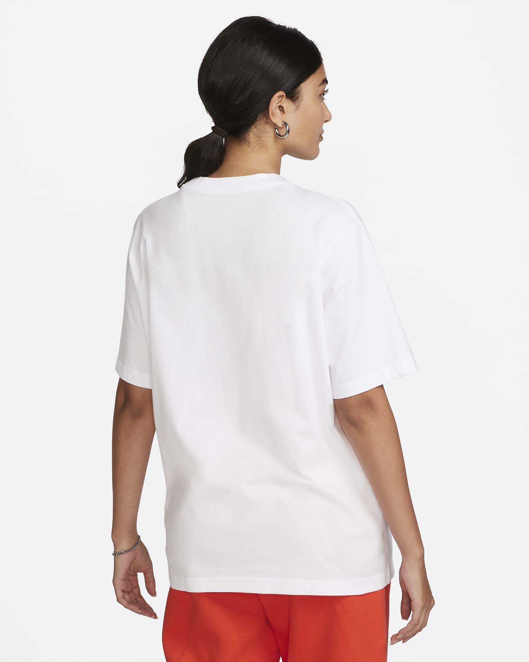 Nike Sportswear Essential Damen-T-Shirt - Weiß/Schwarz