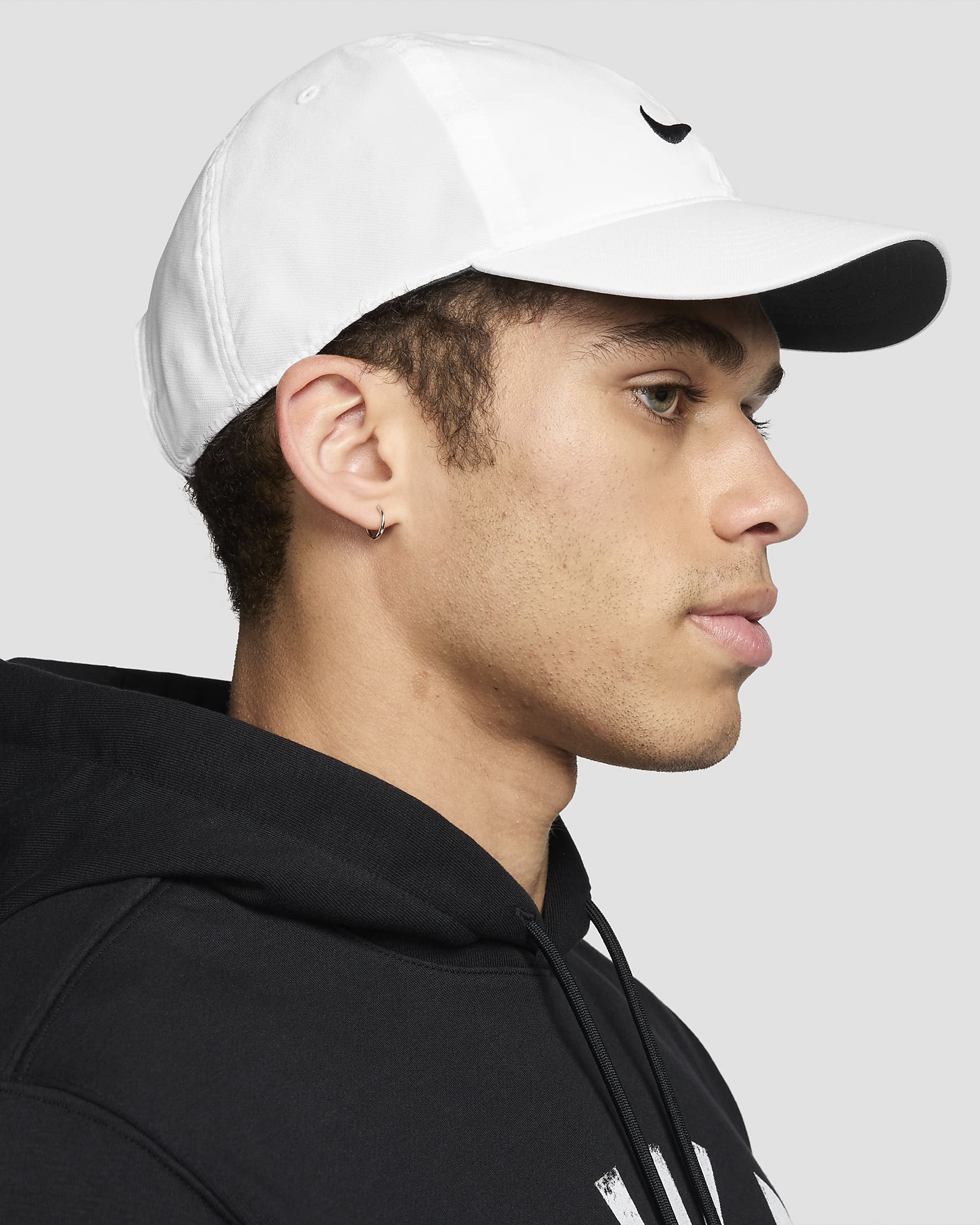 Nike Dri-FIT Club Unstructured Cap - White/Black