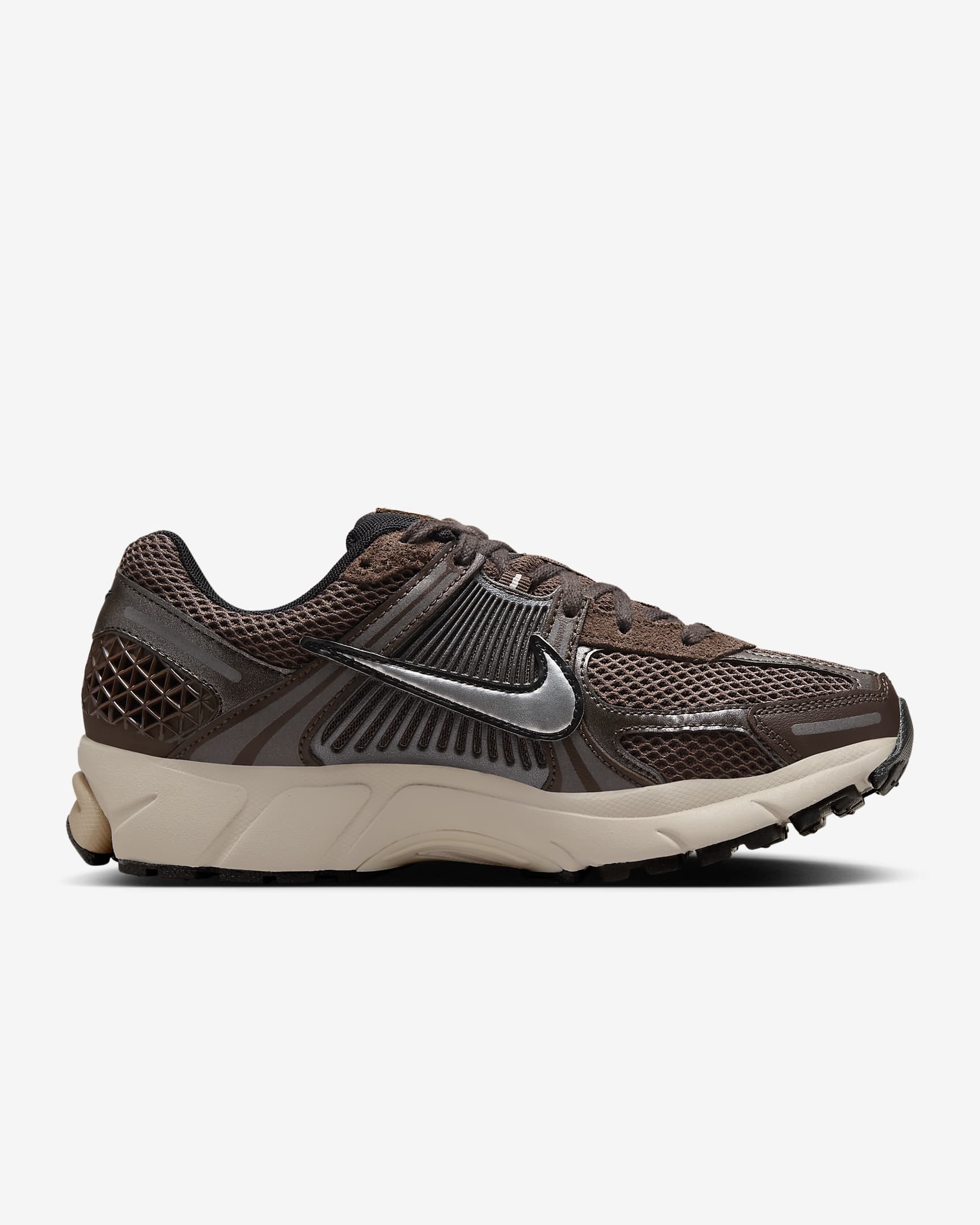 Calzado para mujer Nike Zoom Vomero 5 - Marrón barroco/Marrón verdoso claro/Cáñamo/Cromo