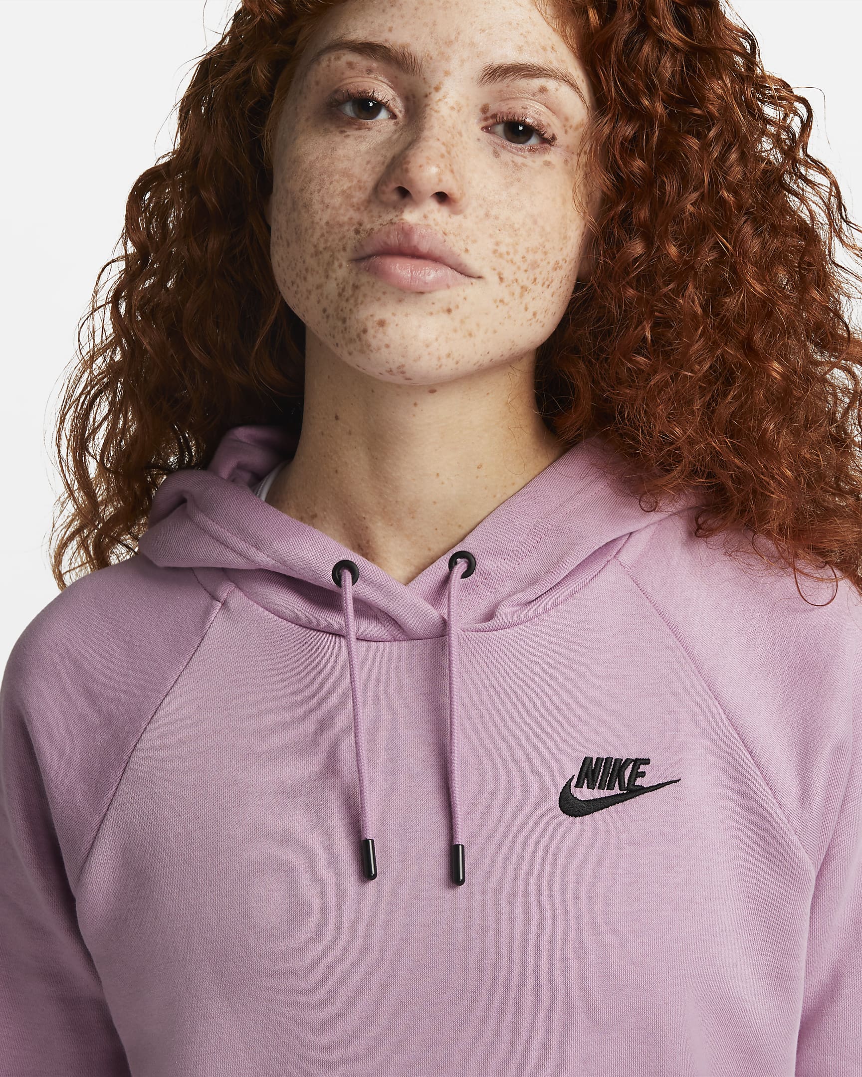 Nike Sportswear Essential Women's Fleece Pullover Hoodie. Nike NL