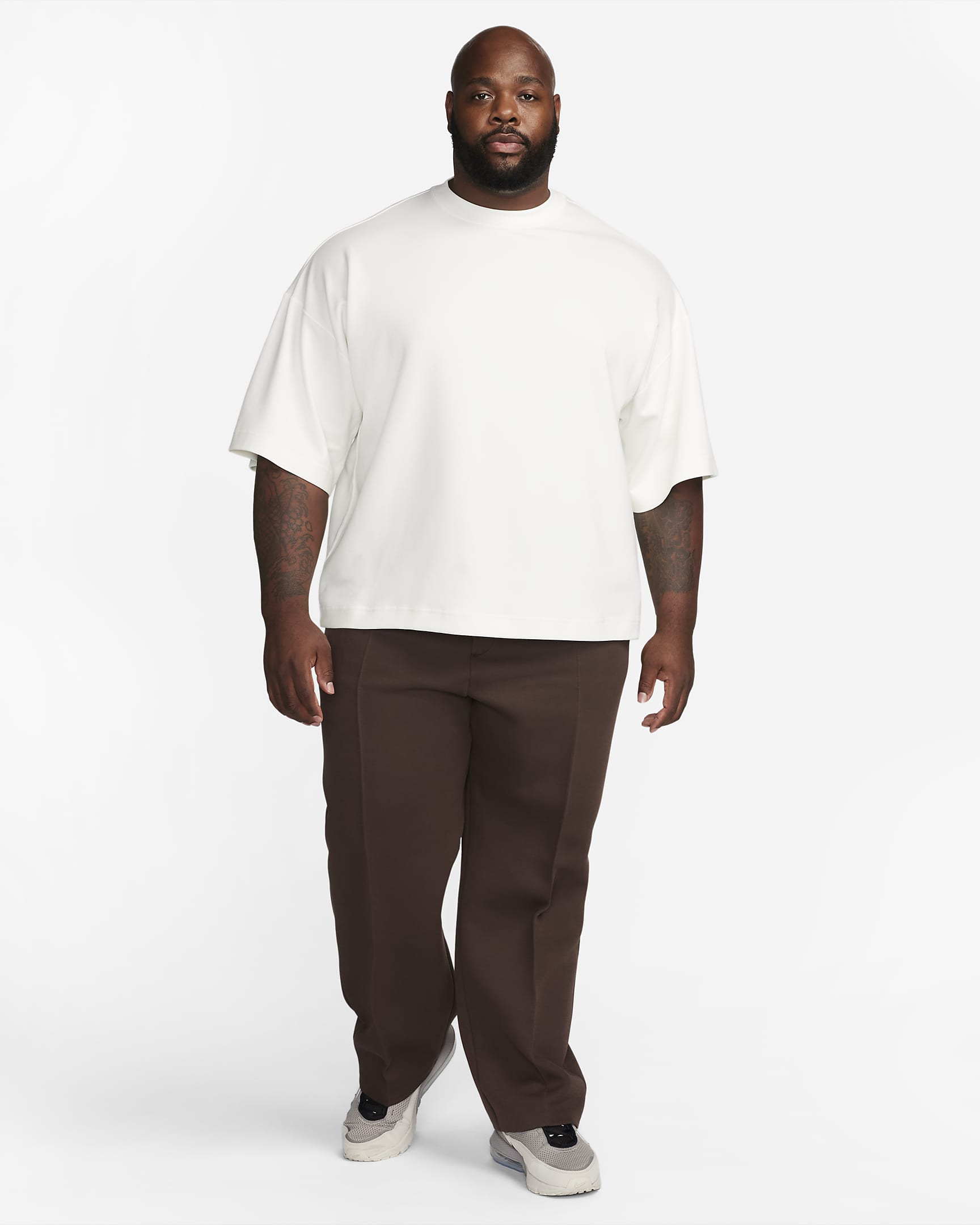 Nike Sportswear Tech Fleece Reimagined joggebukse med ledig passform og åpen fald til herre - Baroque Brown