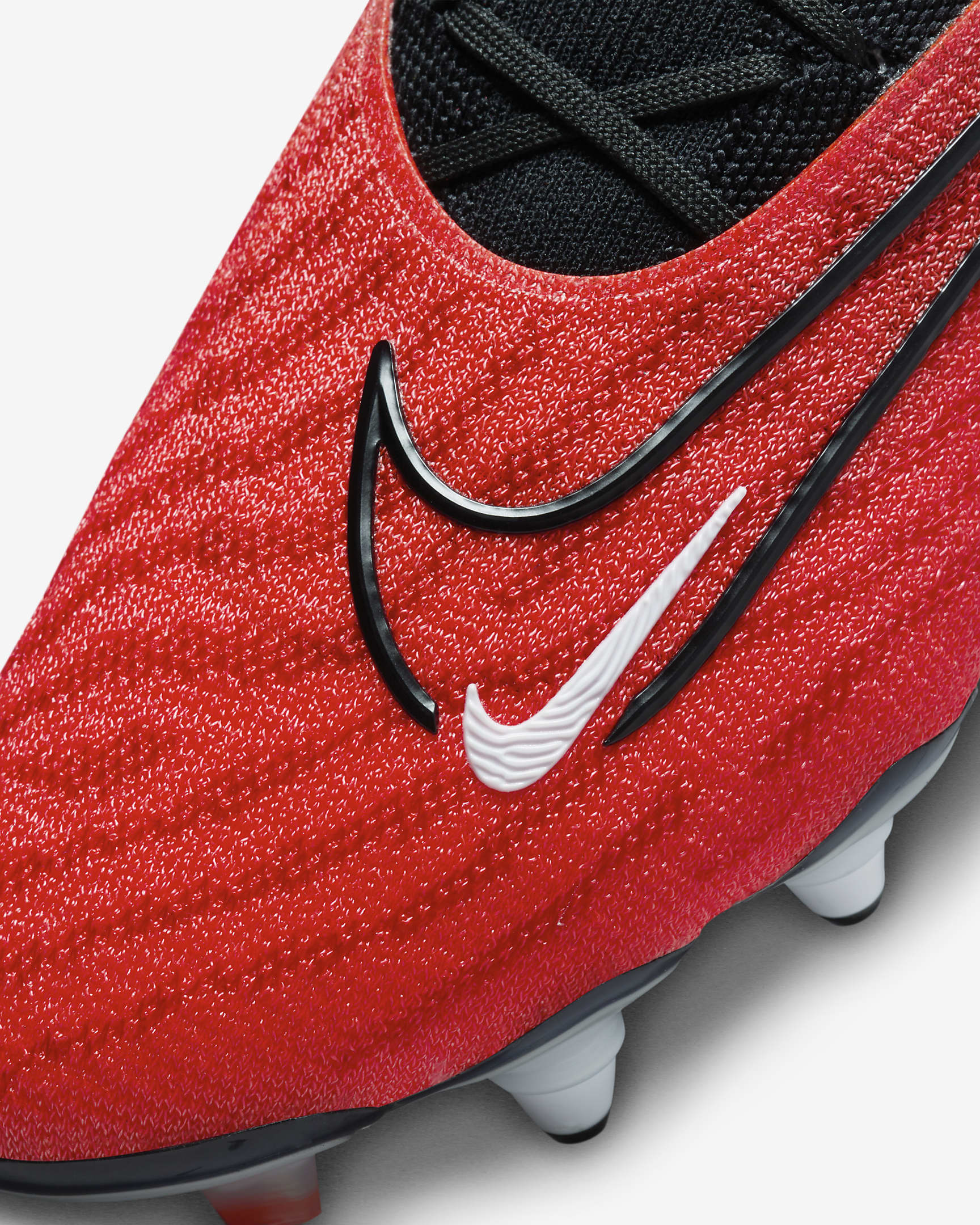 nike phantom soft ground boots