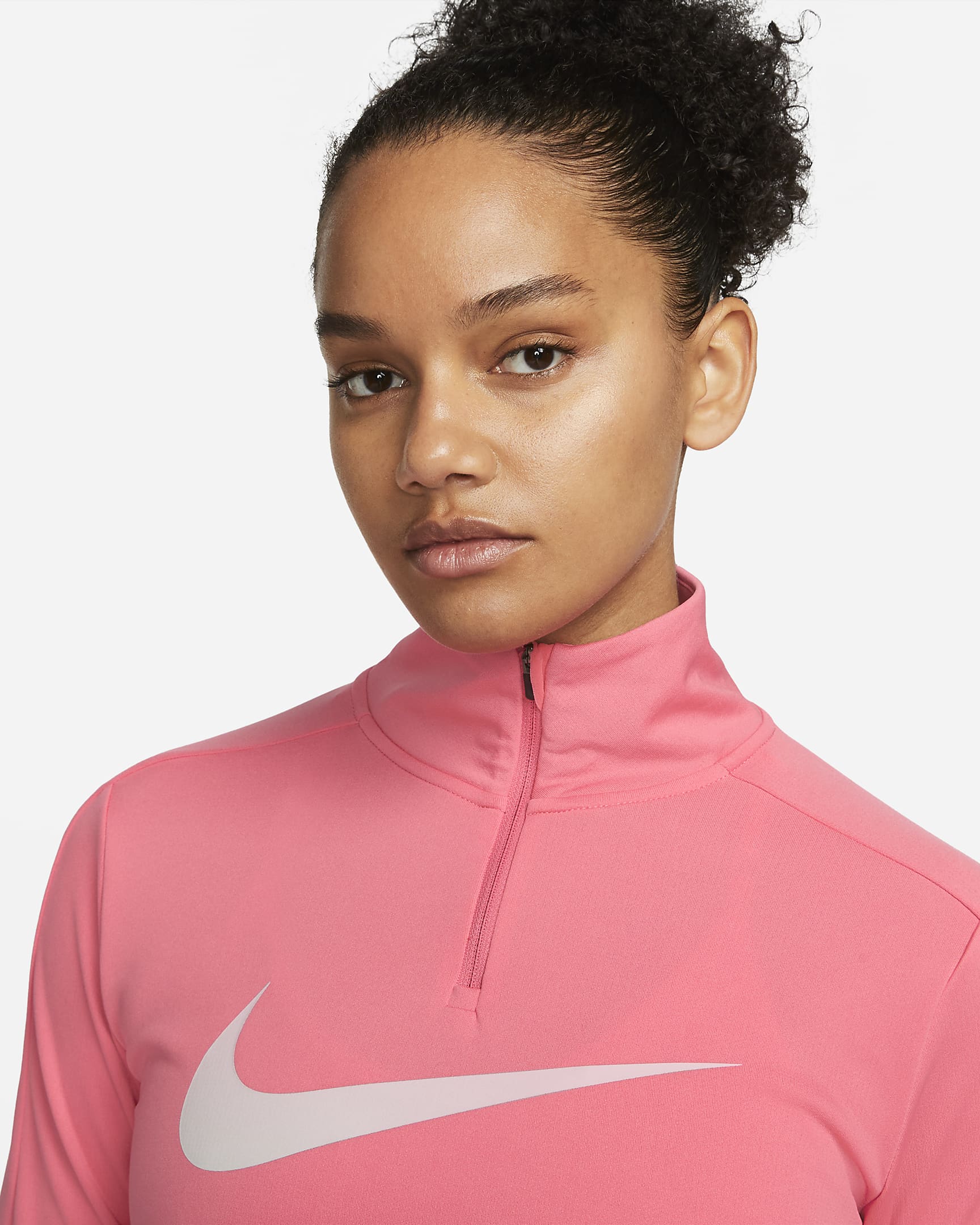 Nike Dri-FIT Swoosh Women's 1/4-Zip Long-Sleeve Running Mid Layer. Nike SA