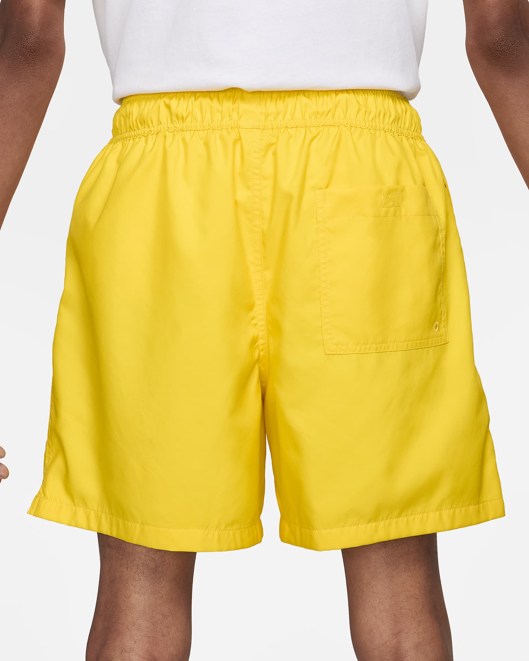 Short Flow tissé Nike Club pour homme - Lightning/Blanc