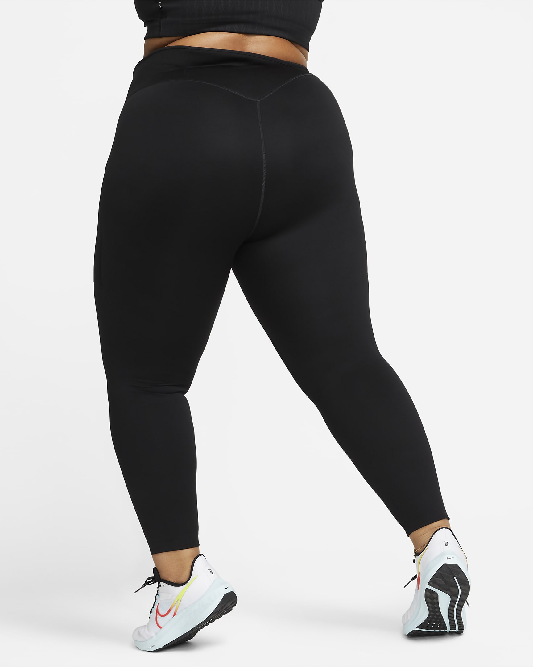 Nike Go Lange legging met hoge taille, zakken en goede ondersteuning voor dames (Plus Size) - Zwart/Zwart