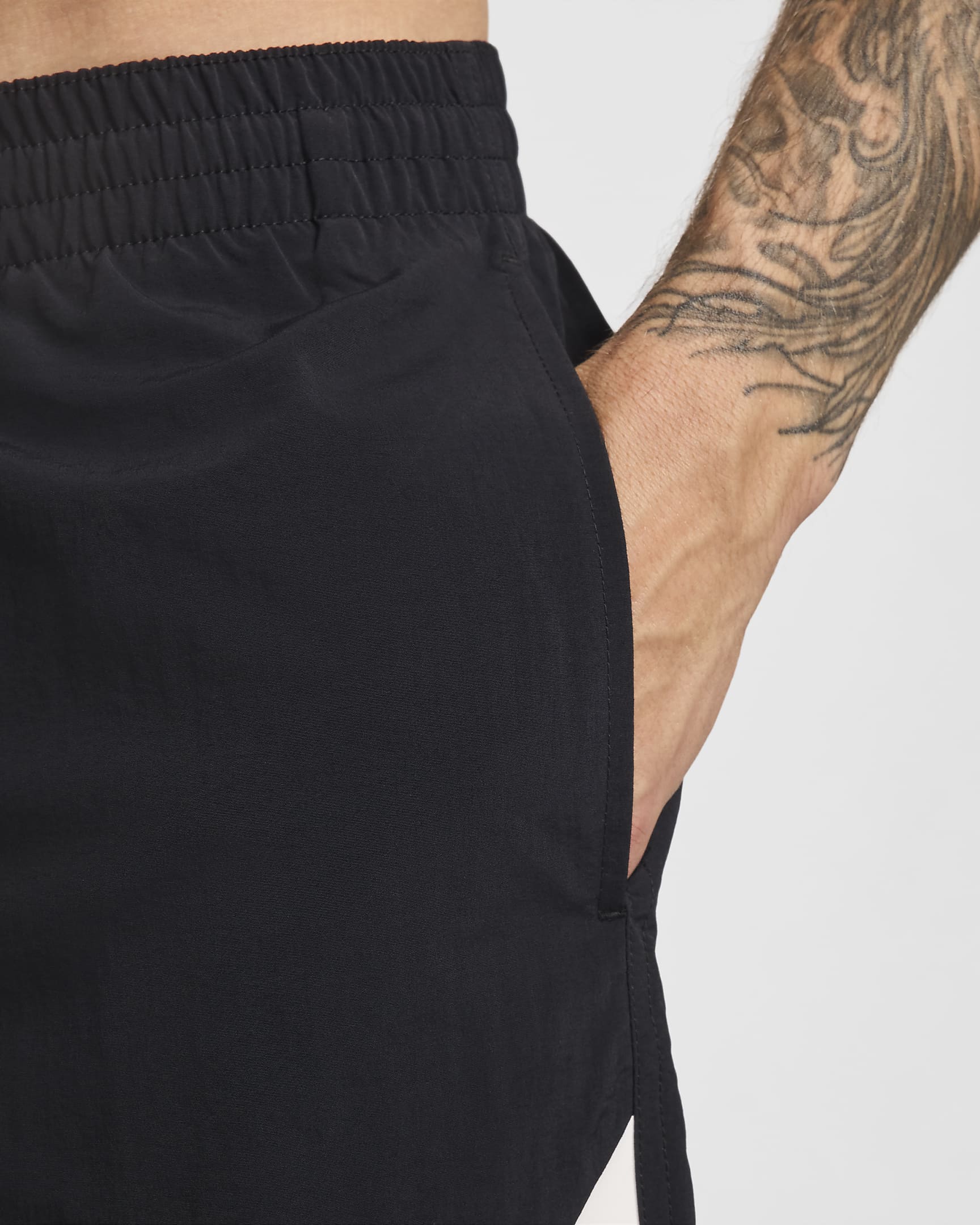 Nike Swim Men's 7" Volley Shorts - Black