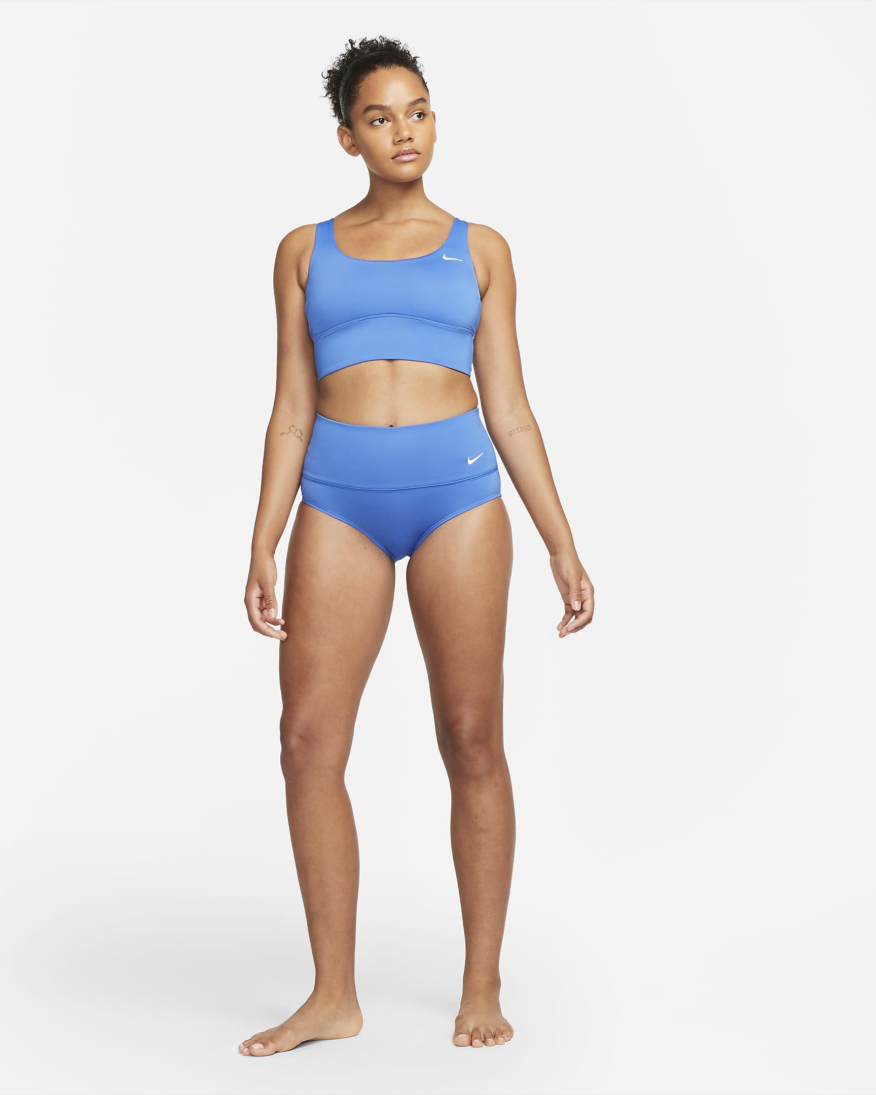 Nike Essential Womens Scoop Neck Midkini Swim Top 1041