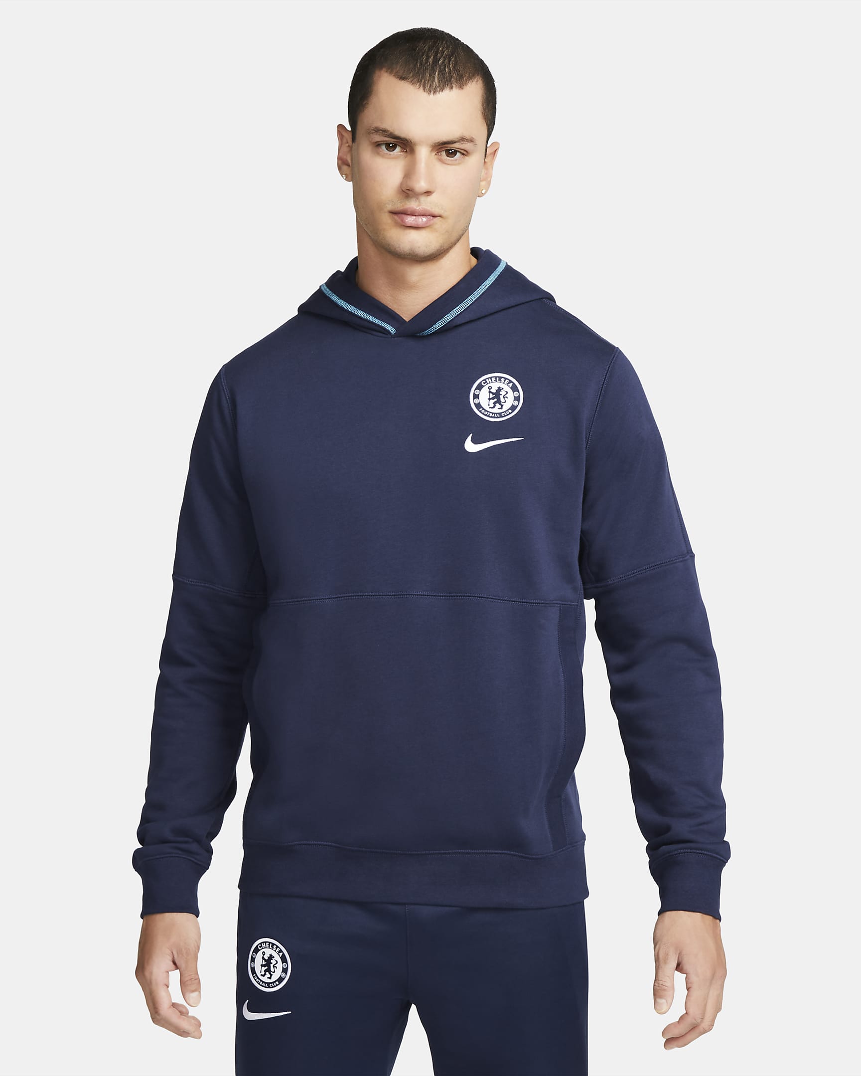 Chelsea F.C. Travel Men's Fleece Football Hoodie. Nike UK