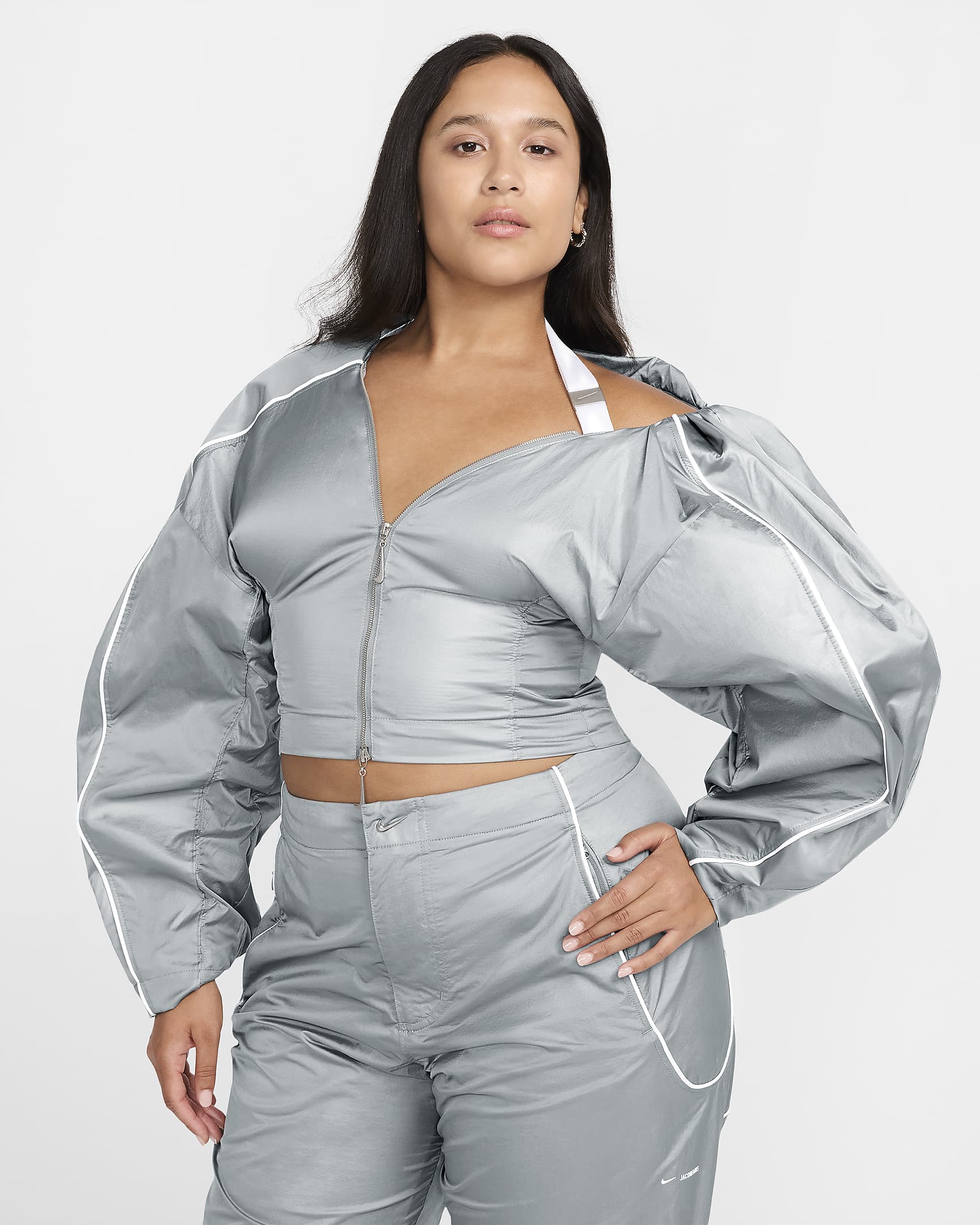 Nike x Jacquemus-løbejakke til kvinder - Particle Grey/hvid