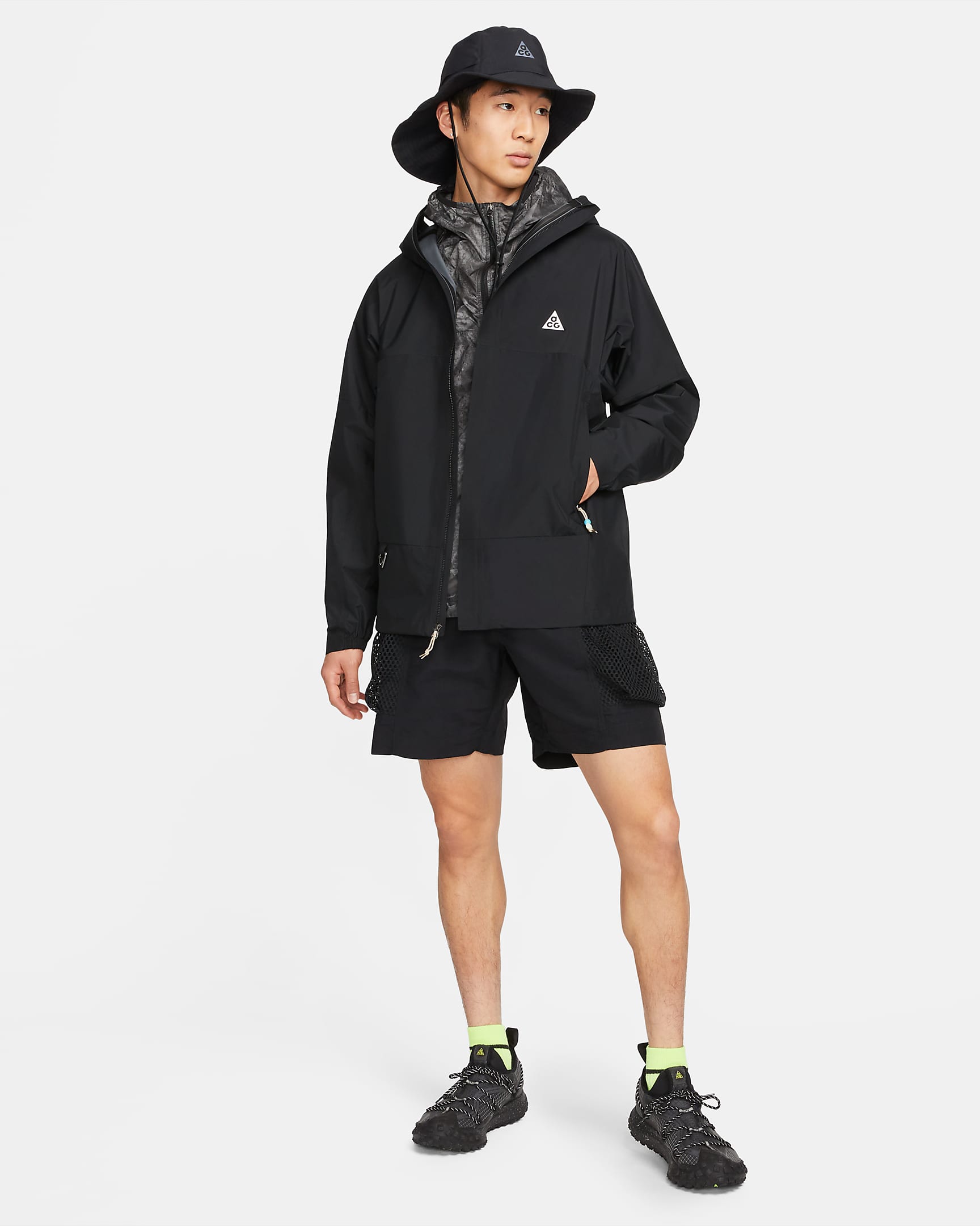 Nike ACG Storm-FIT "Cascade Rains" Men's Full-Zip Jacket - Black/Summit White