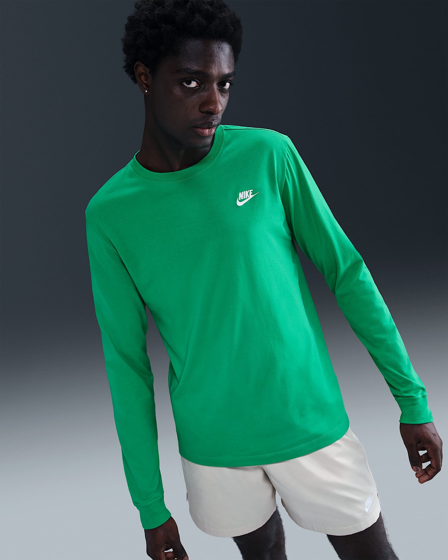 Nike Sportswear Club Men's Long-Sleeve T-Shirt - Stadium Green