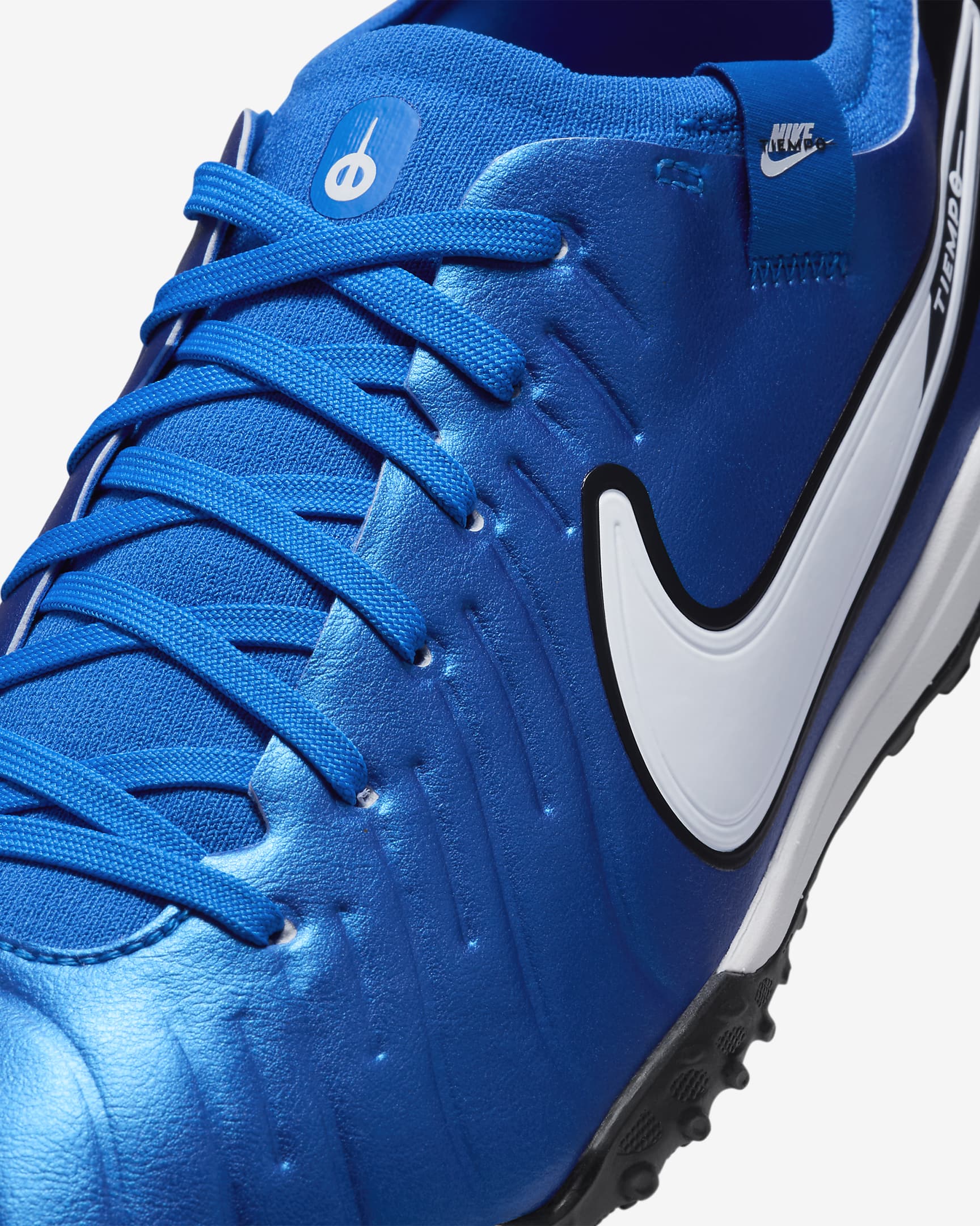 Nike Tiempo Legend 10 Pro low-top voetbalschoen (turf) - Soar/Wit