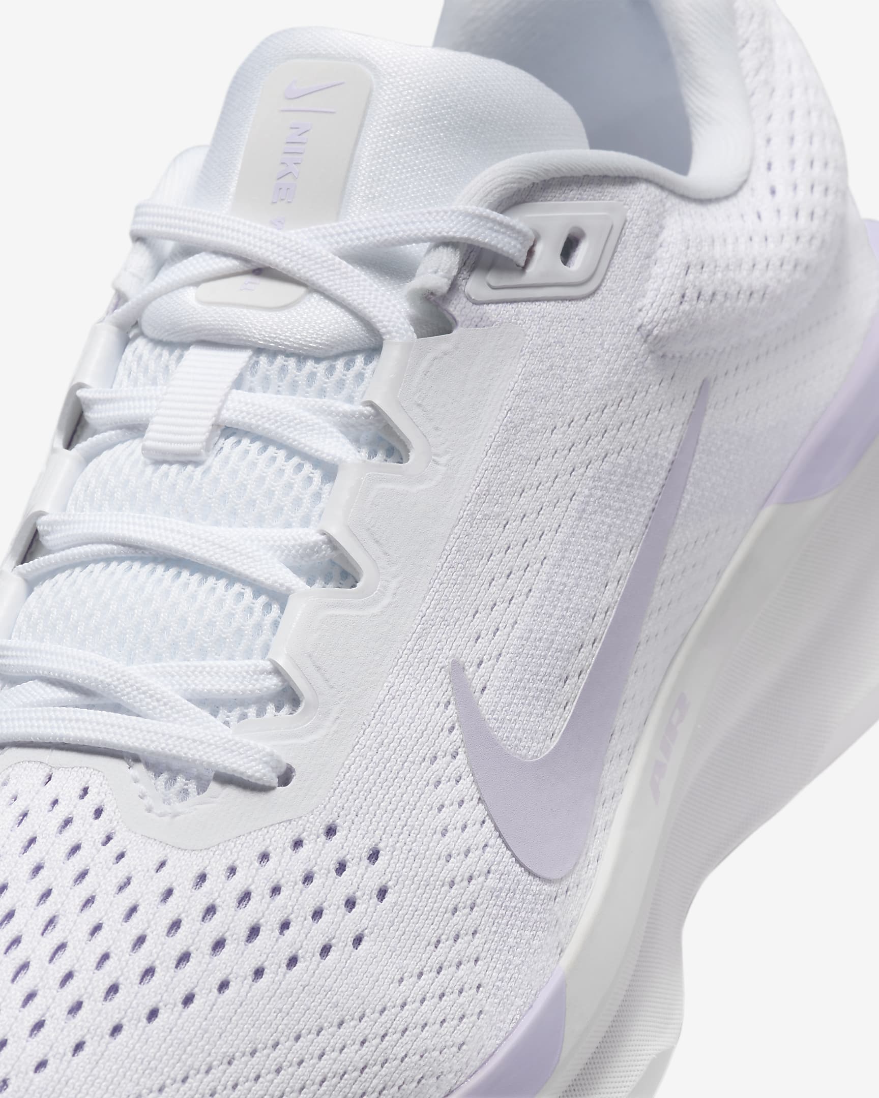 Nike Winflo 11 女款路跑鞋 - 白色/白色/Lilac Bloom/Lilac Bloom