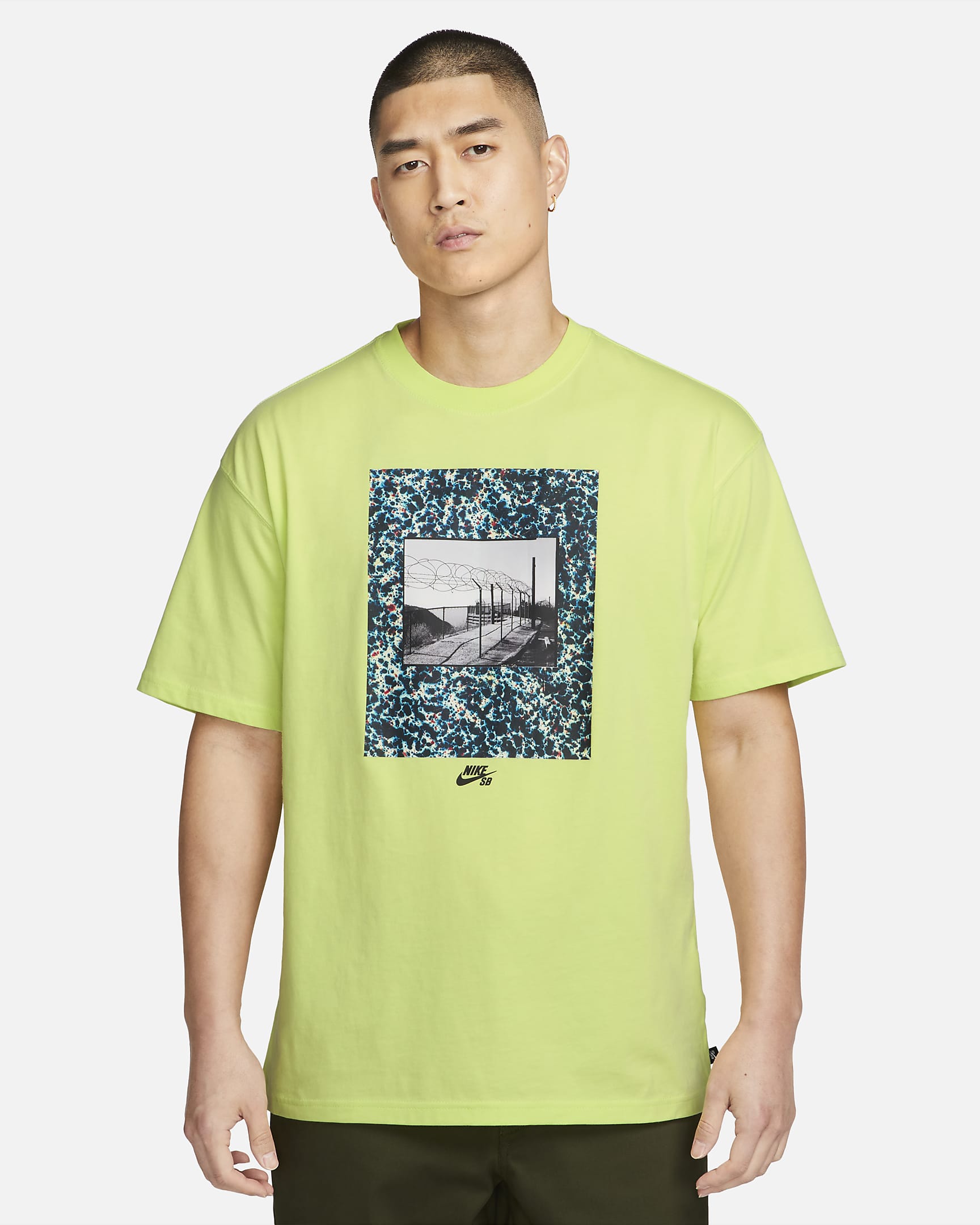 Nike SB Men's Skate TShirt. Nike BE