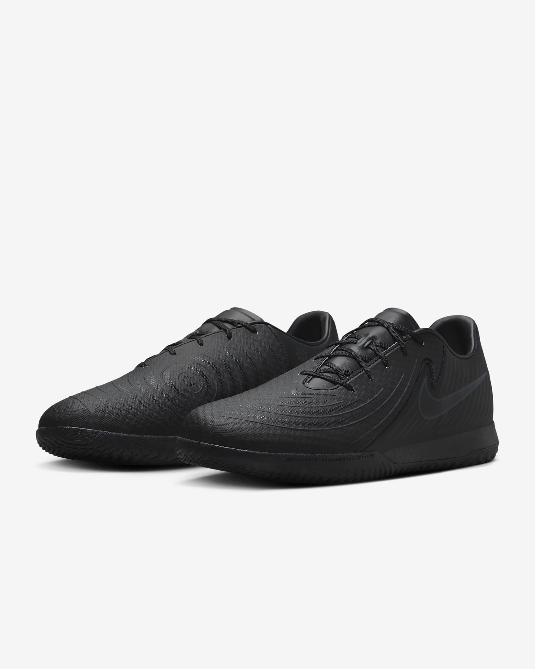 Nike Phantom GX 2 Academy IC Low-Top-Fußballschuh - Schwarz/Deep Jungle/Schwarz