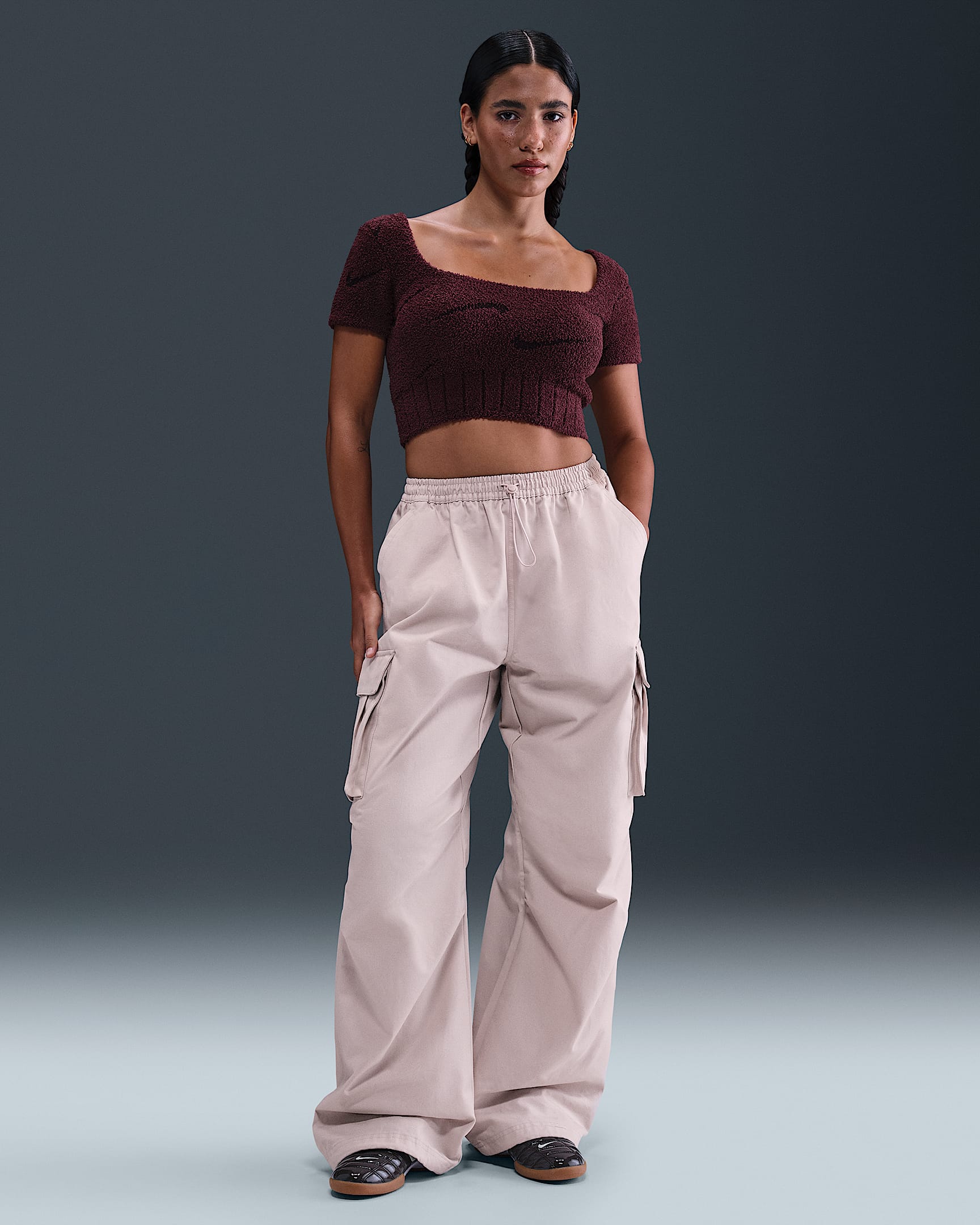 Nike Sportswear Women's Mid-Rise Oversized Woven Cargo Trousers - Silt Red/Sail