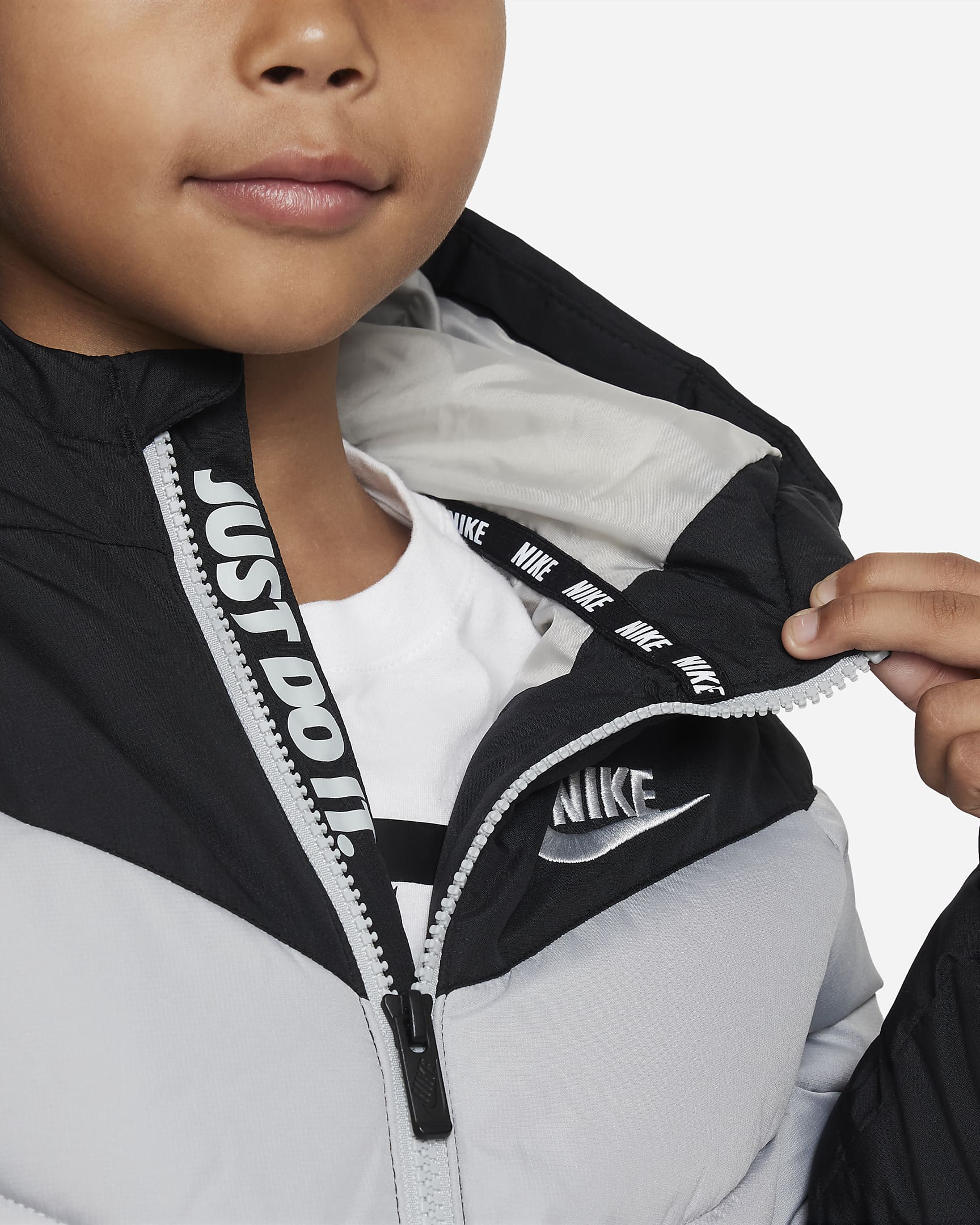 Nike Little Kids' Hooded Chevron Puffer Jacket. Nike.com