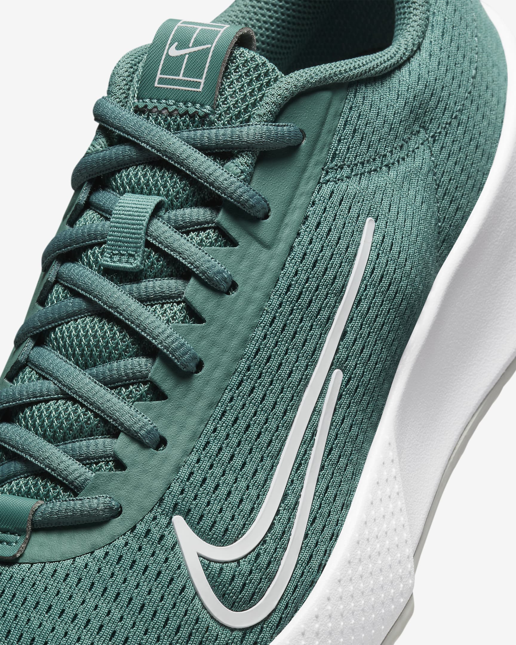 nike clay court tennis shoes women's