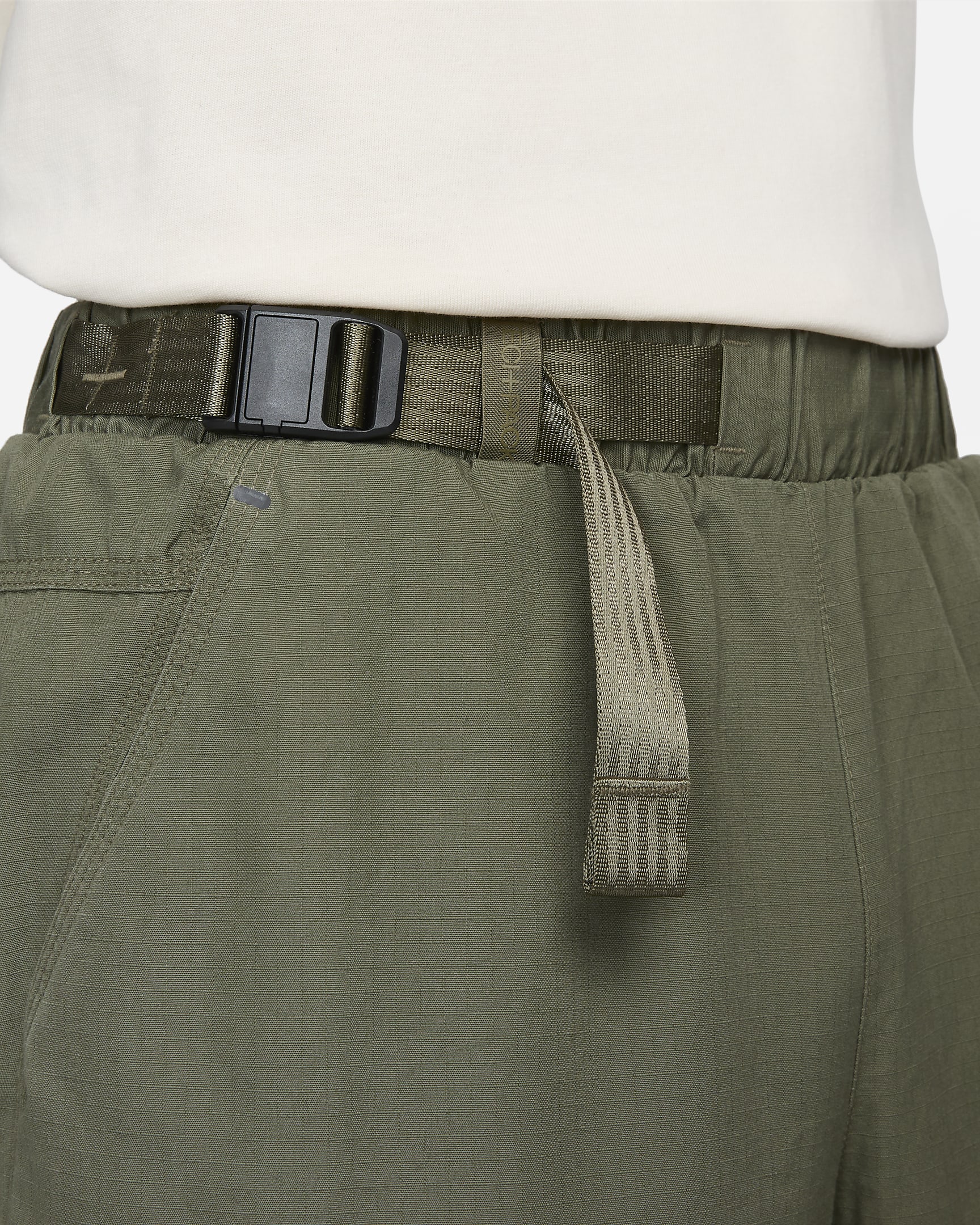 Nike Sportswear Tech Pack Men's UPF Woven Trousers. Nike UK