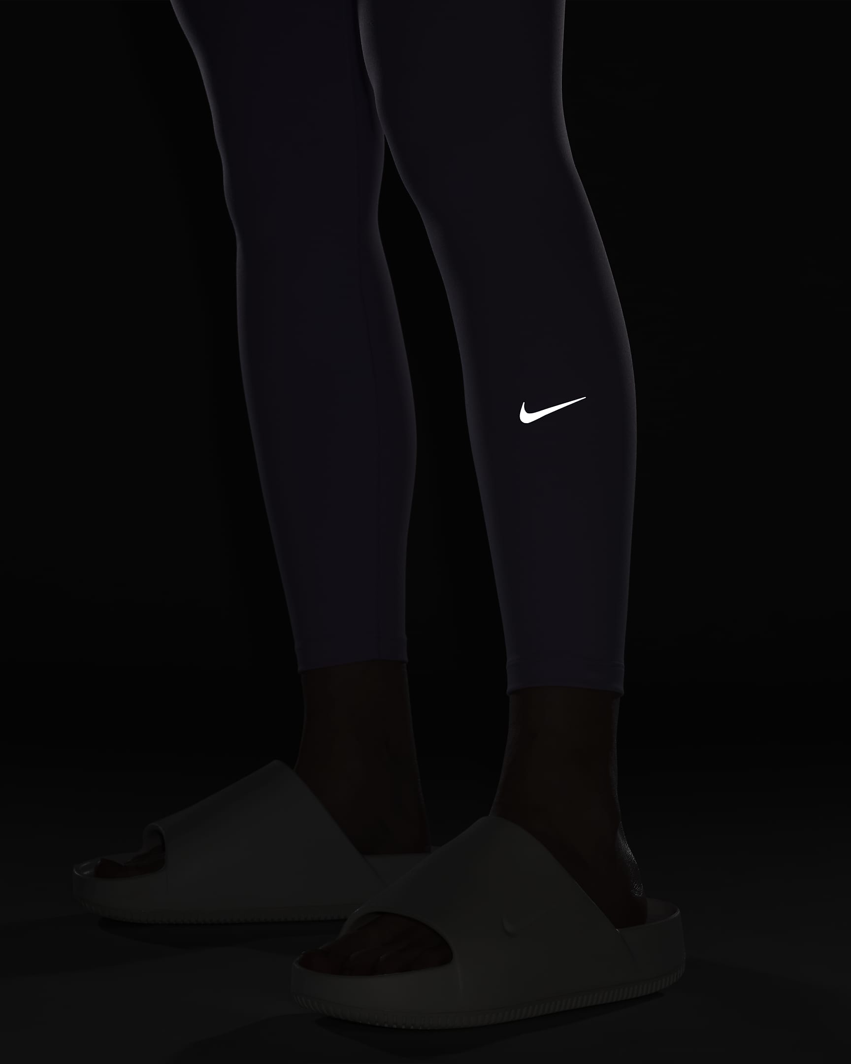 Nike One Leggings in voller Länge mit hohem Bund für Damen - Lilac Bloom/Schwarz