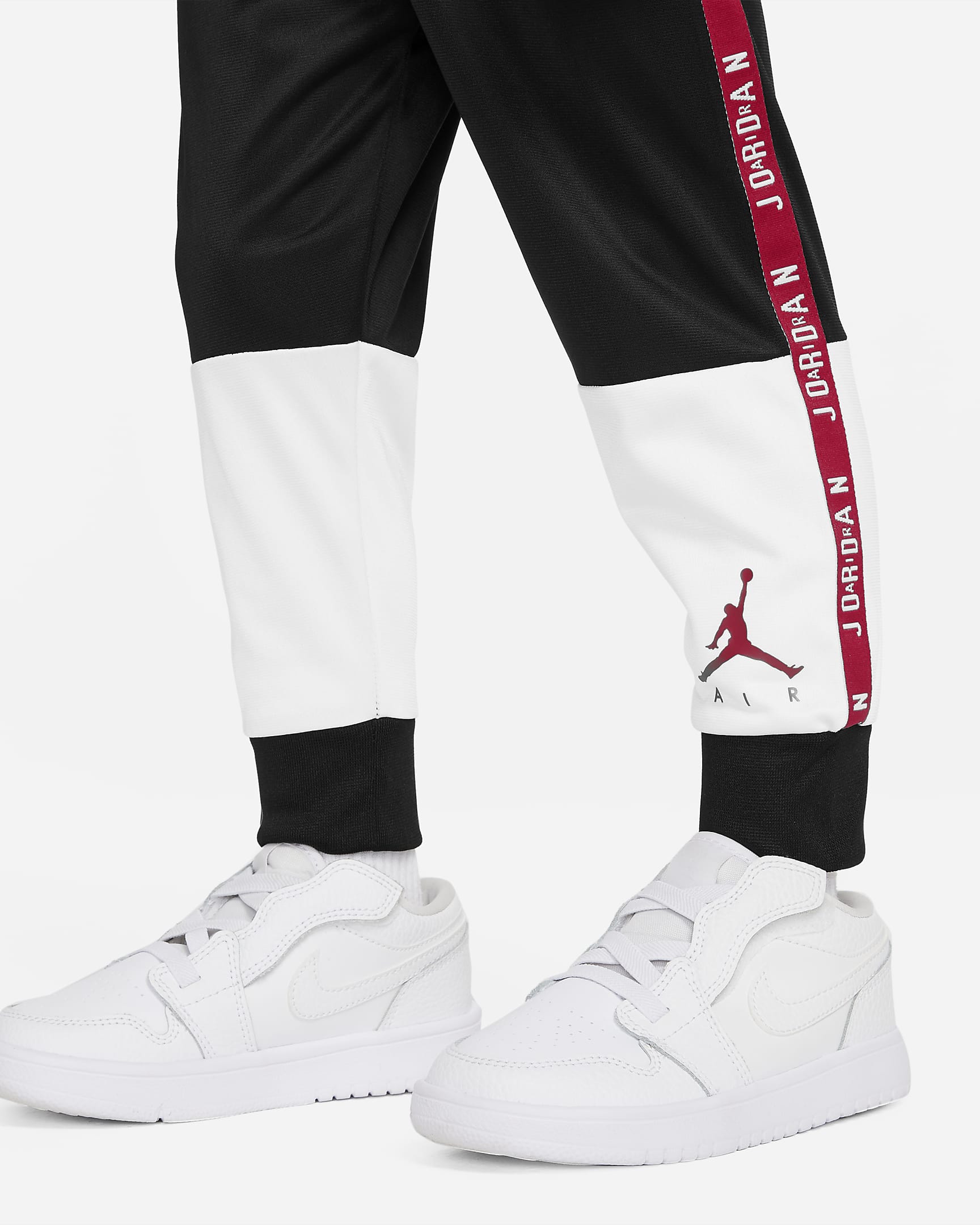 Jordan Toddler Tracksuit Set. Nike.com