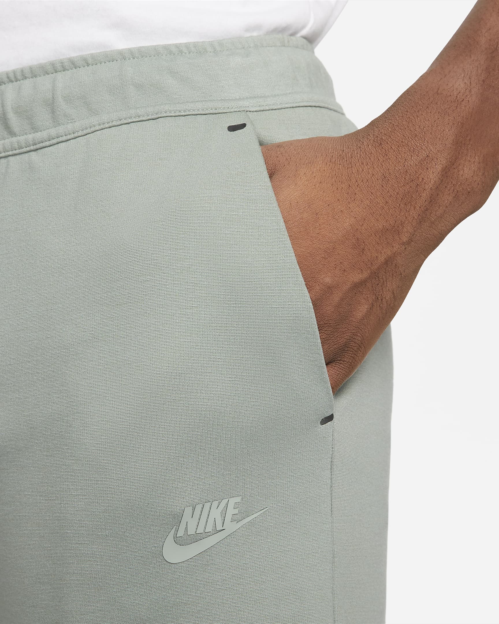 Nike Sportswear Tech Fleece Lightweight Men's Shorts. Nike ZA