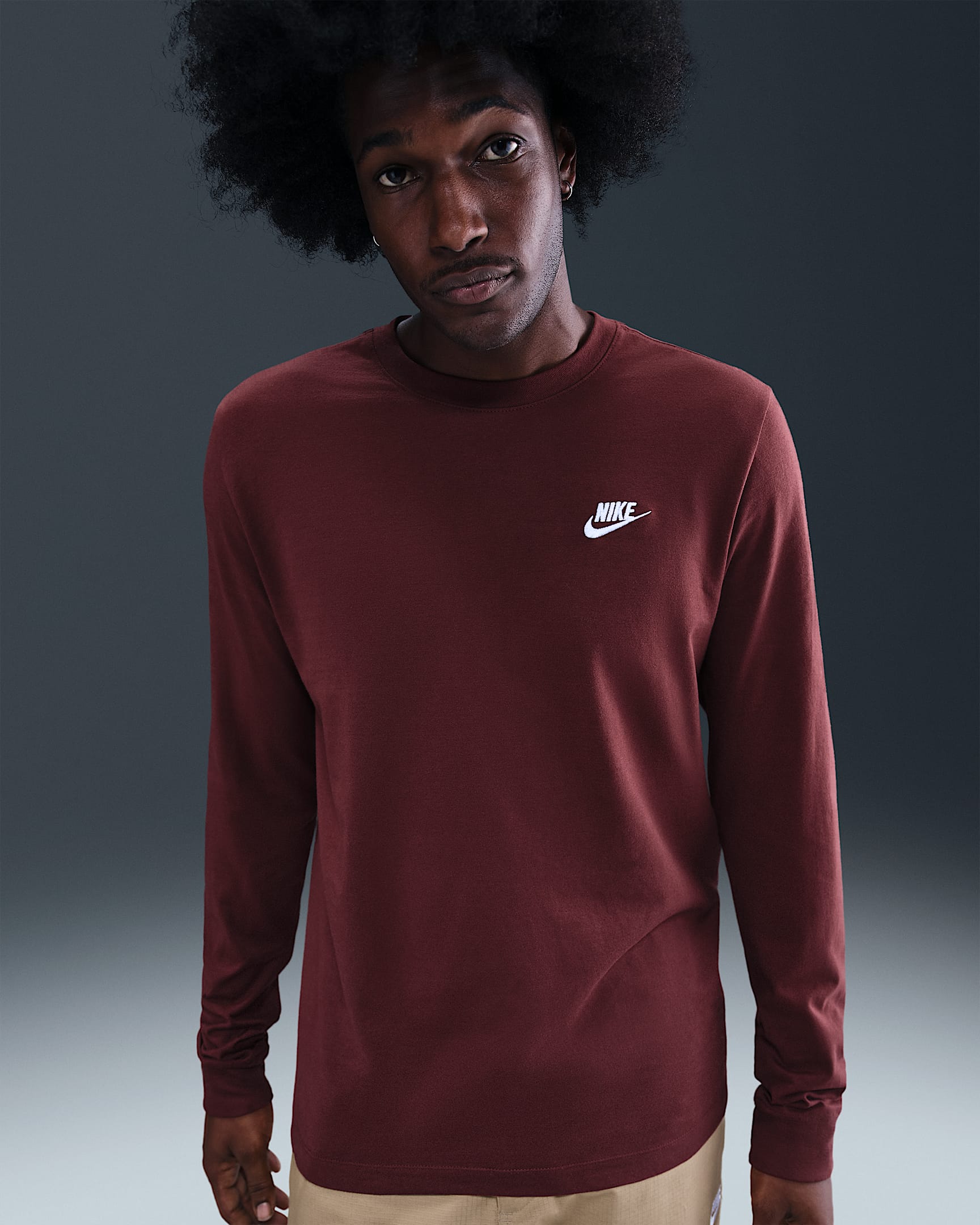 Nike Sportswear Club Men's Long-Sleeve T-Shirt - Dark Team Red
