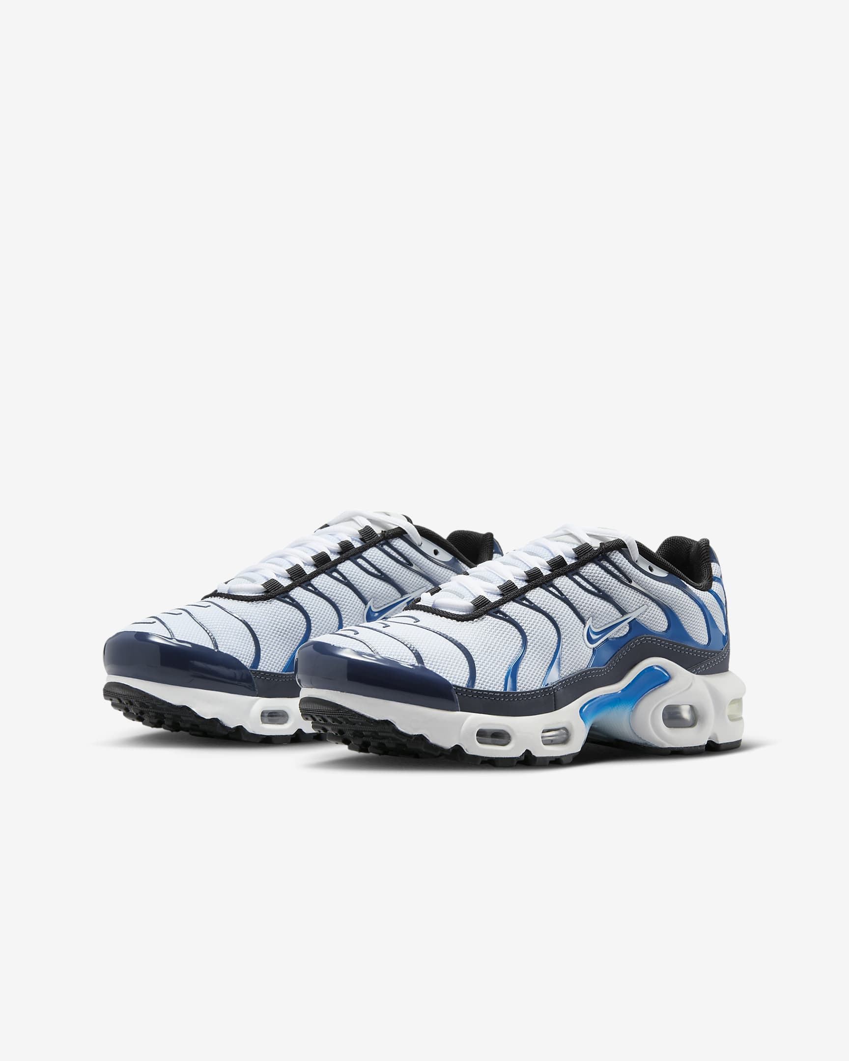 Nike Air Max Plus Older Kids' Shoes. Nike AT