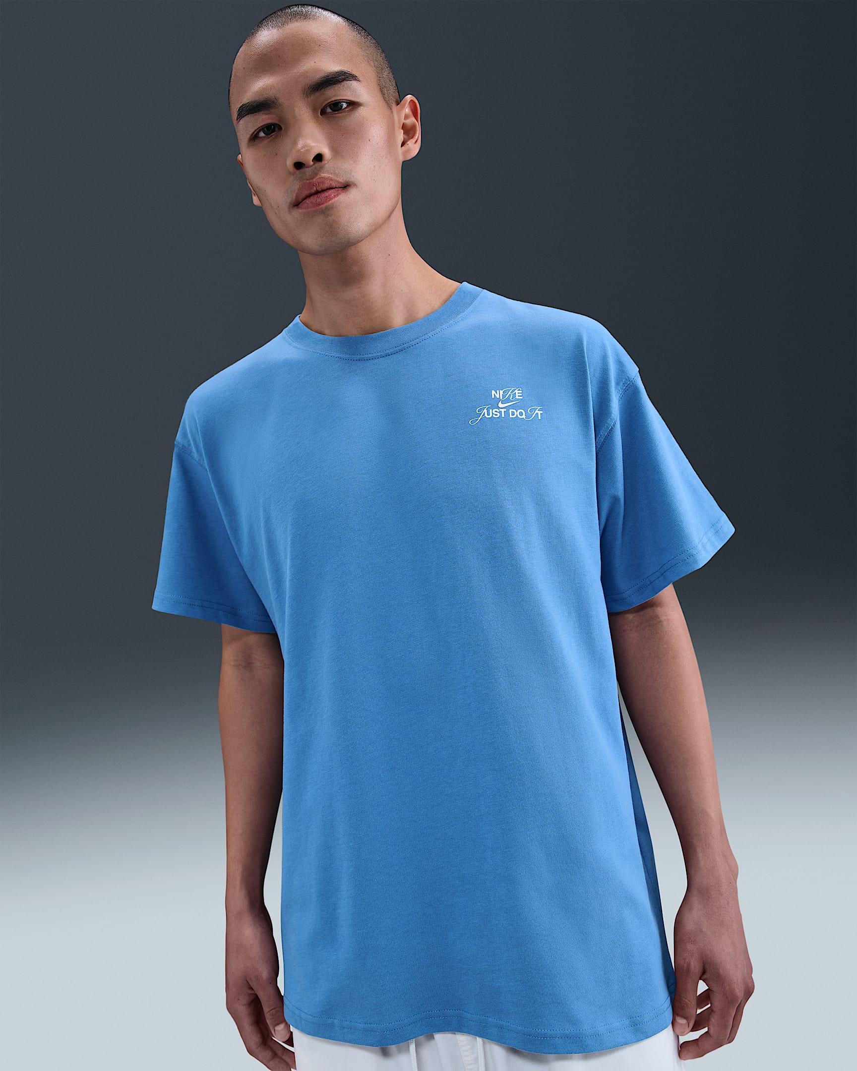 Nike Sportswear Men's Graphic T-Shirt - Star Blue