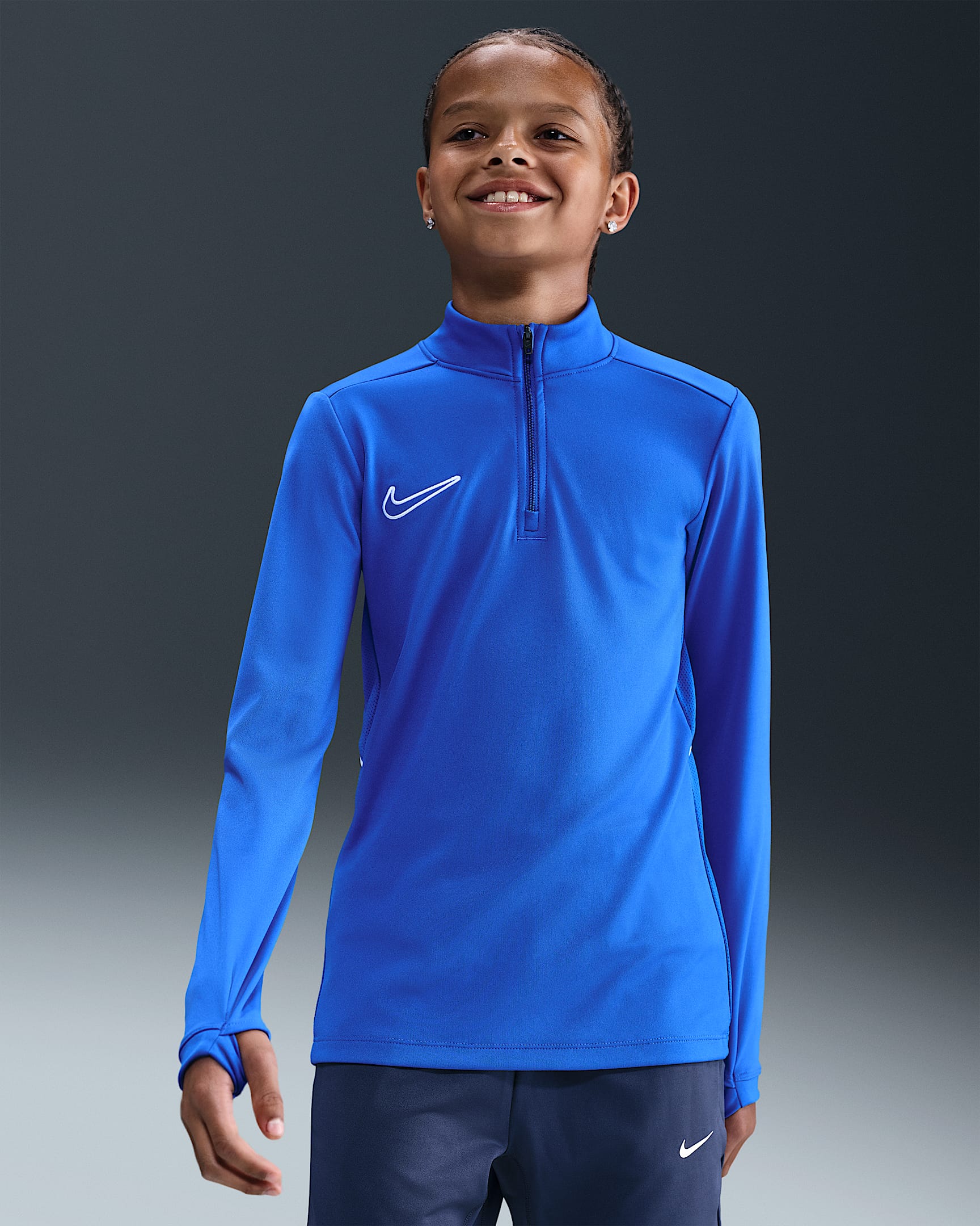 Nike Academy Dri-FIT Fußballtrainings-Longsleeve mit 1/4-Reißverschluss (ältere Kinder) - Game Royal/Game Royal/Weiß