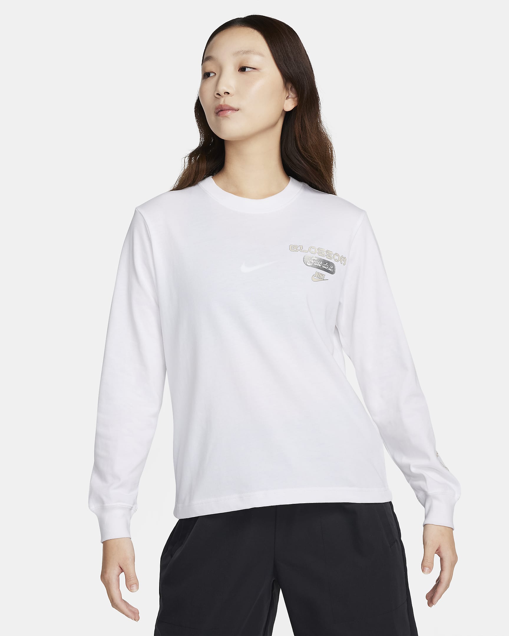 Nike Sportswear Women's Long-Sleeve T-Shirt - White