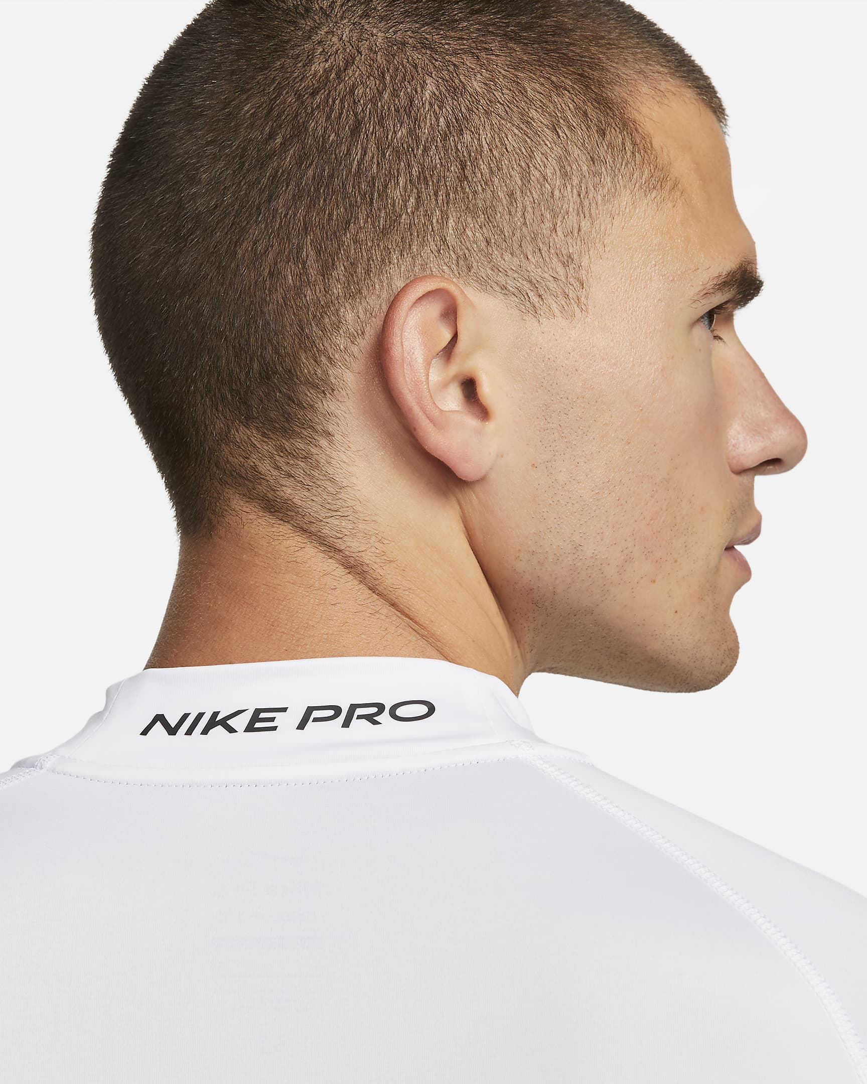 Nike Pro Men's Dri-FIT Fitness Mock-Neck Long-Sleeve Top - White/Black