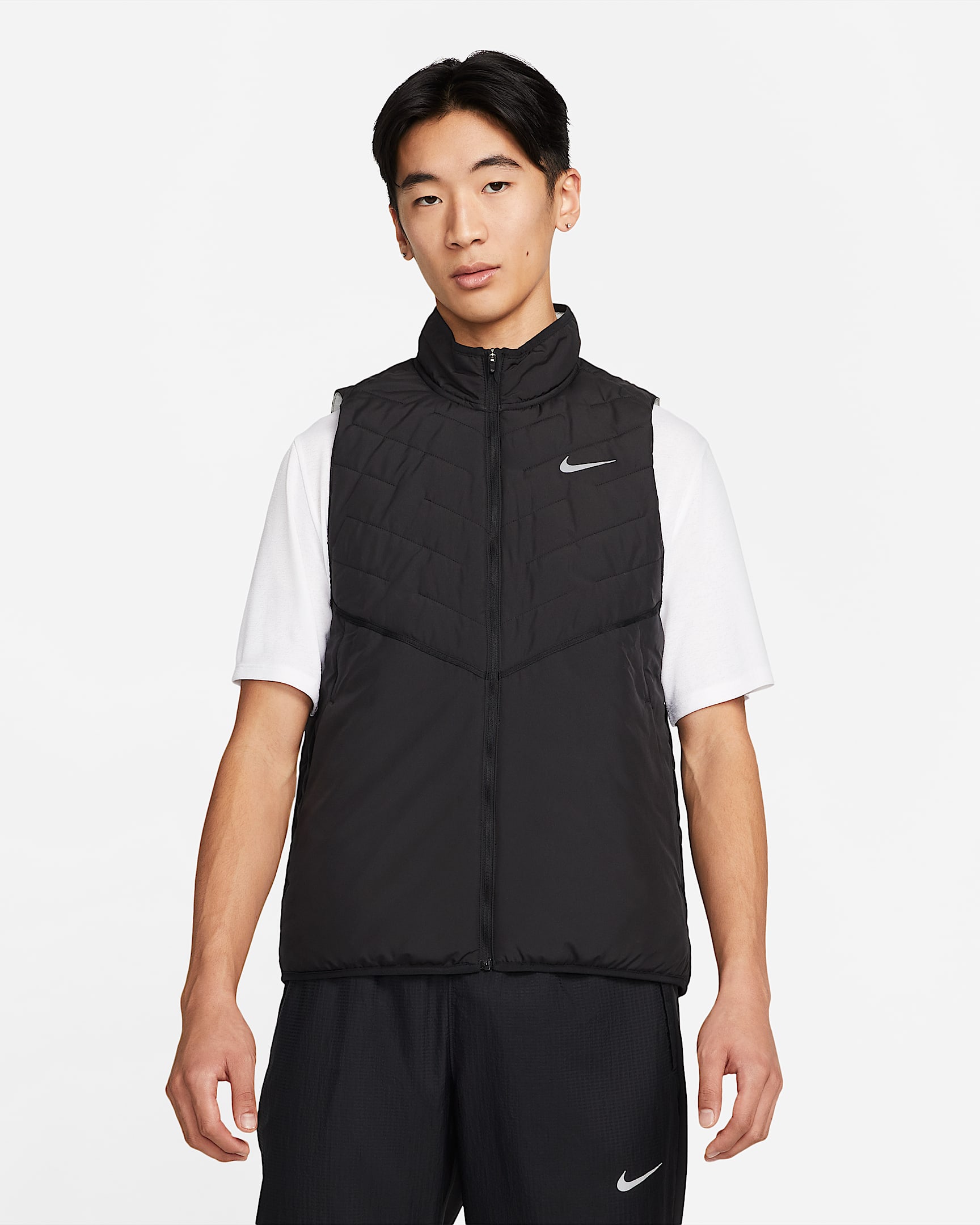 Nike Therma-FIT Repel Men's Synthetic-Fill Running Vest - Black/Black