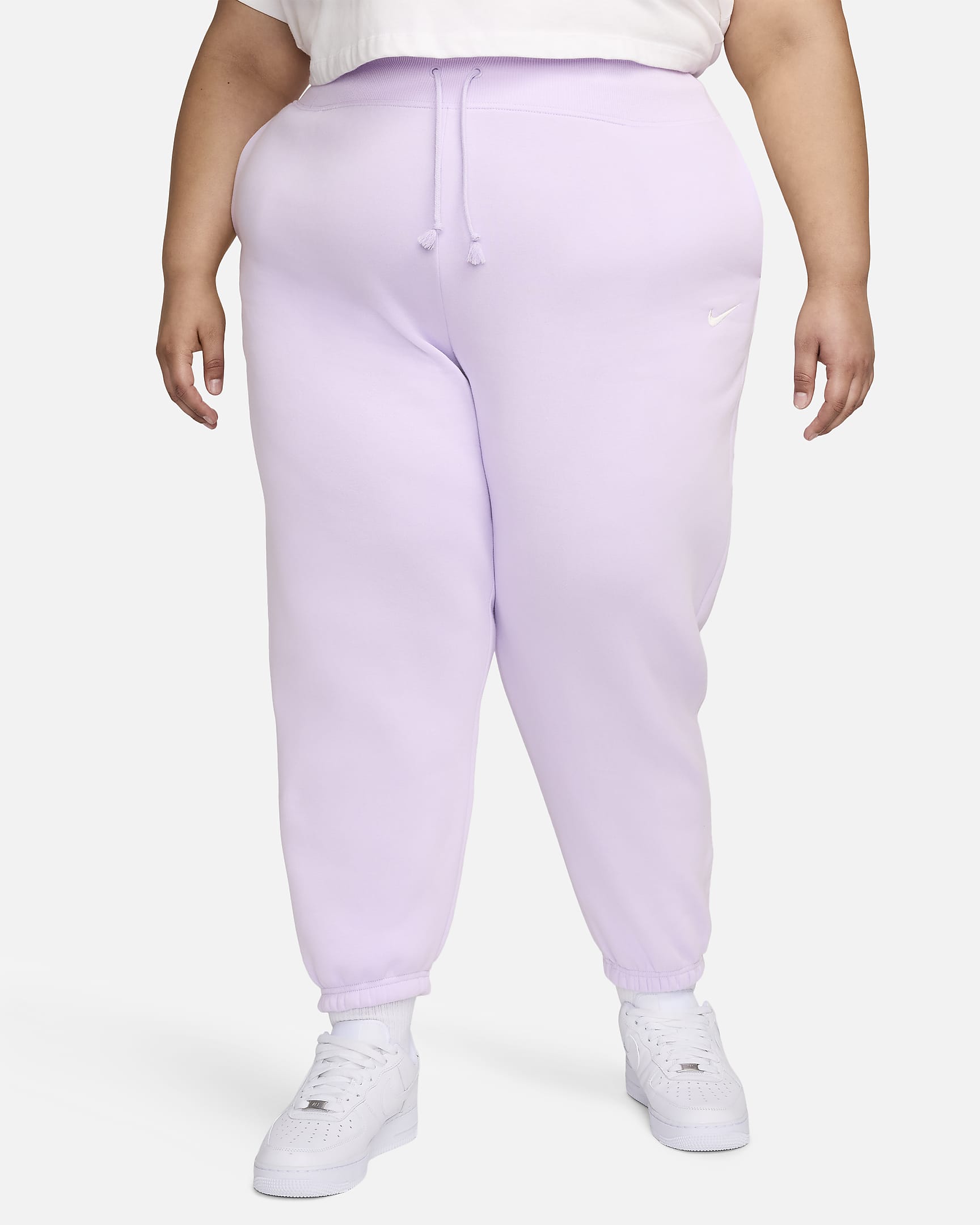 Overdimensionerede Nike Sportswear Phoenix Fleece-sweatpants med høj talje til kvinder (plus size) - Violet Mist/Sail