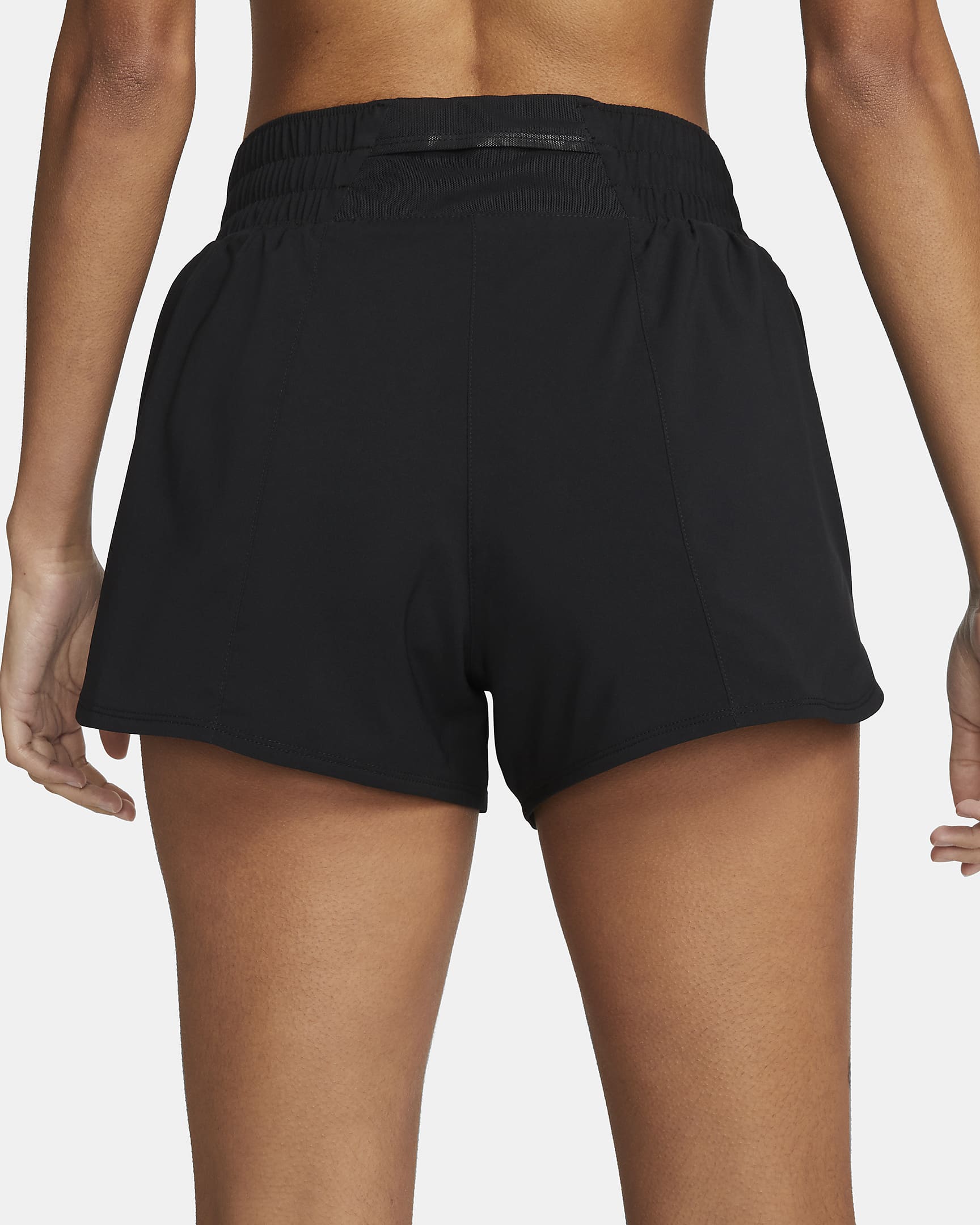 Short doublé à taille mi-basse 8 cm Dri-FIT Nike One pour femme - Noir