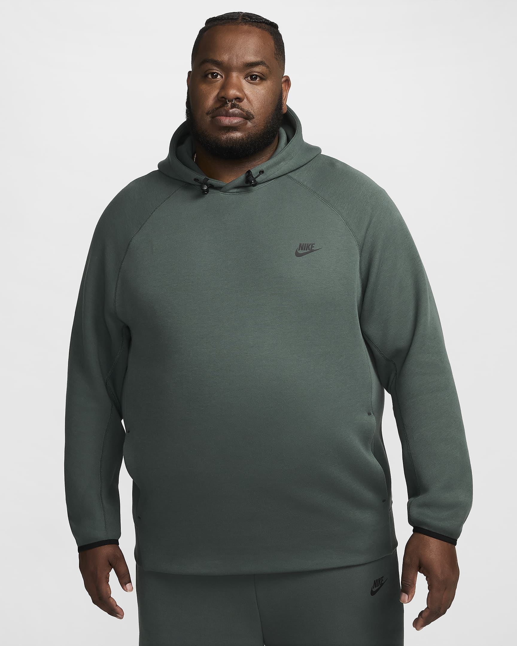 Nike Sportswear Tech Fleece Men's Pullover Hoodie - Vintage Green/Black