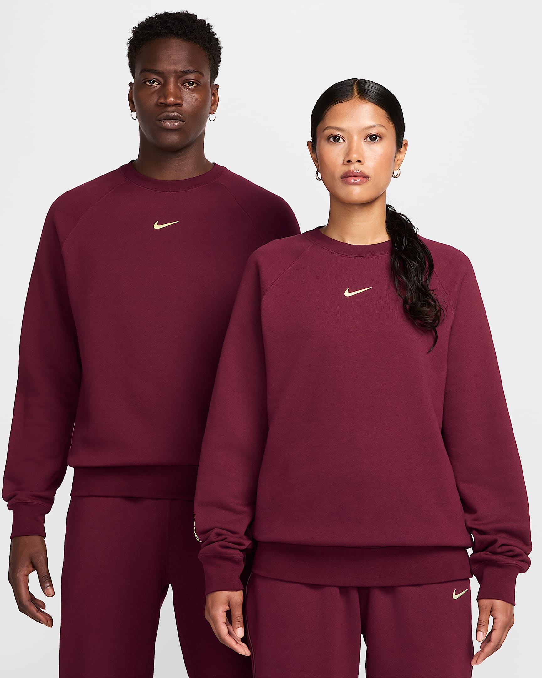 NOCTA Erkek Fleece CS Crew Üst - Dark Beetroot/Citron Tint