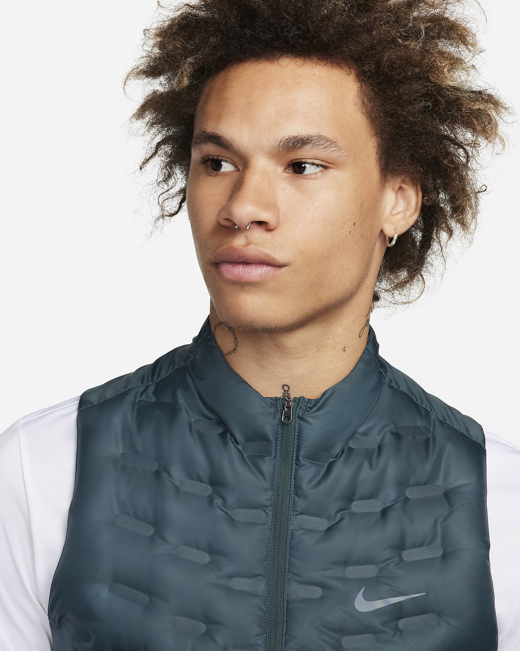 Nike Therma-FIT ADV Repel AeroLoft Men's Down Running Gilet. Nike IL