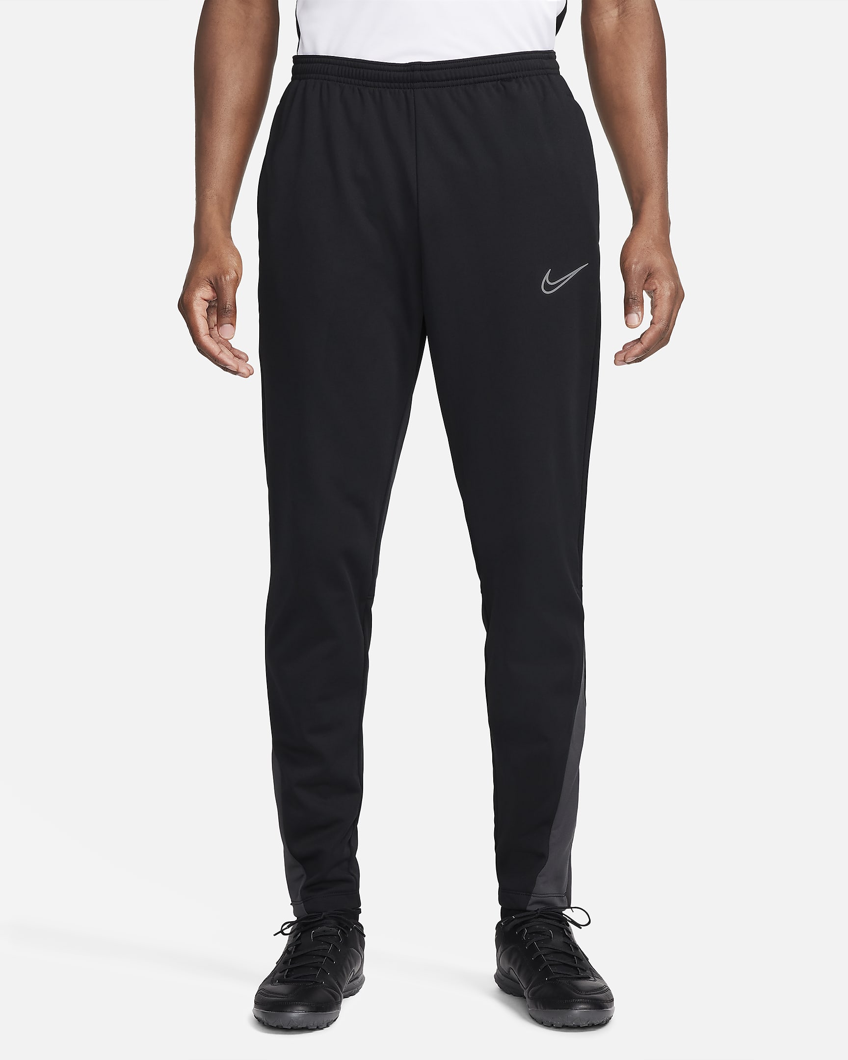 Nike Academy Winter Warrior Men's Therma-FIT Soccer Pants. Nike.com