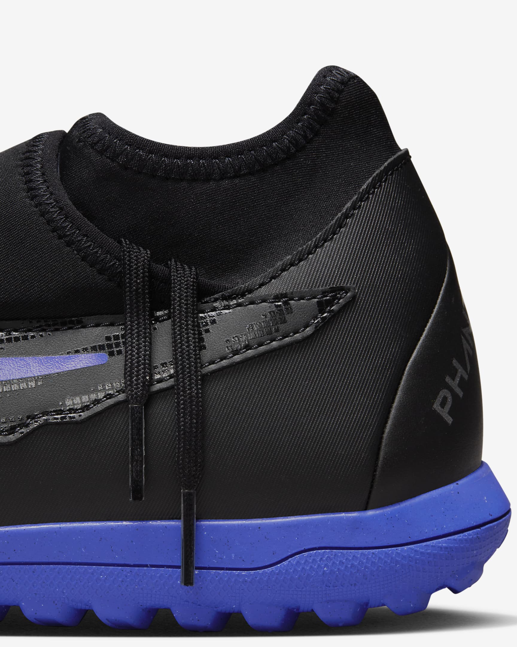 chaussure synthétique foot nike