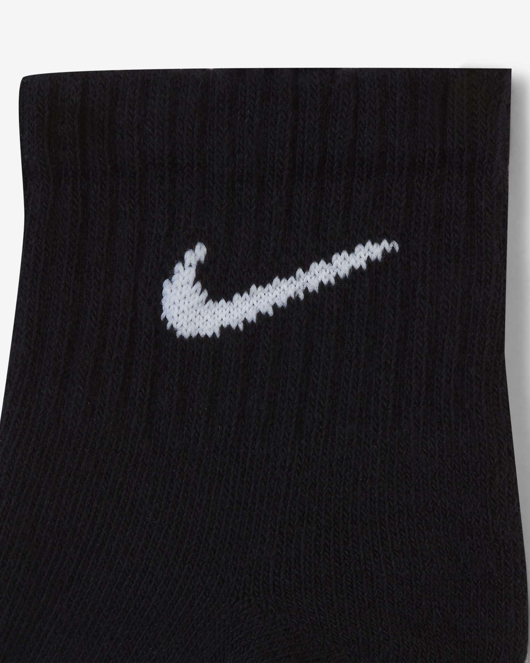 Nike Everyday Cushioned Training Ankle Socks (3 Pairs). Nike UK