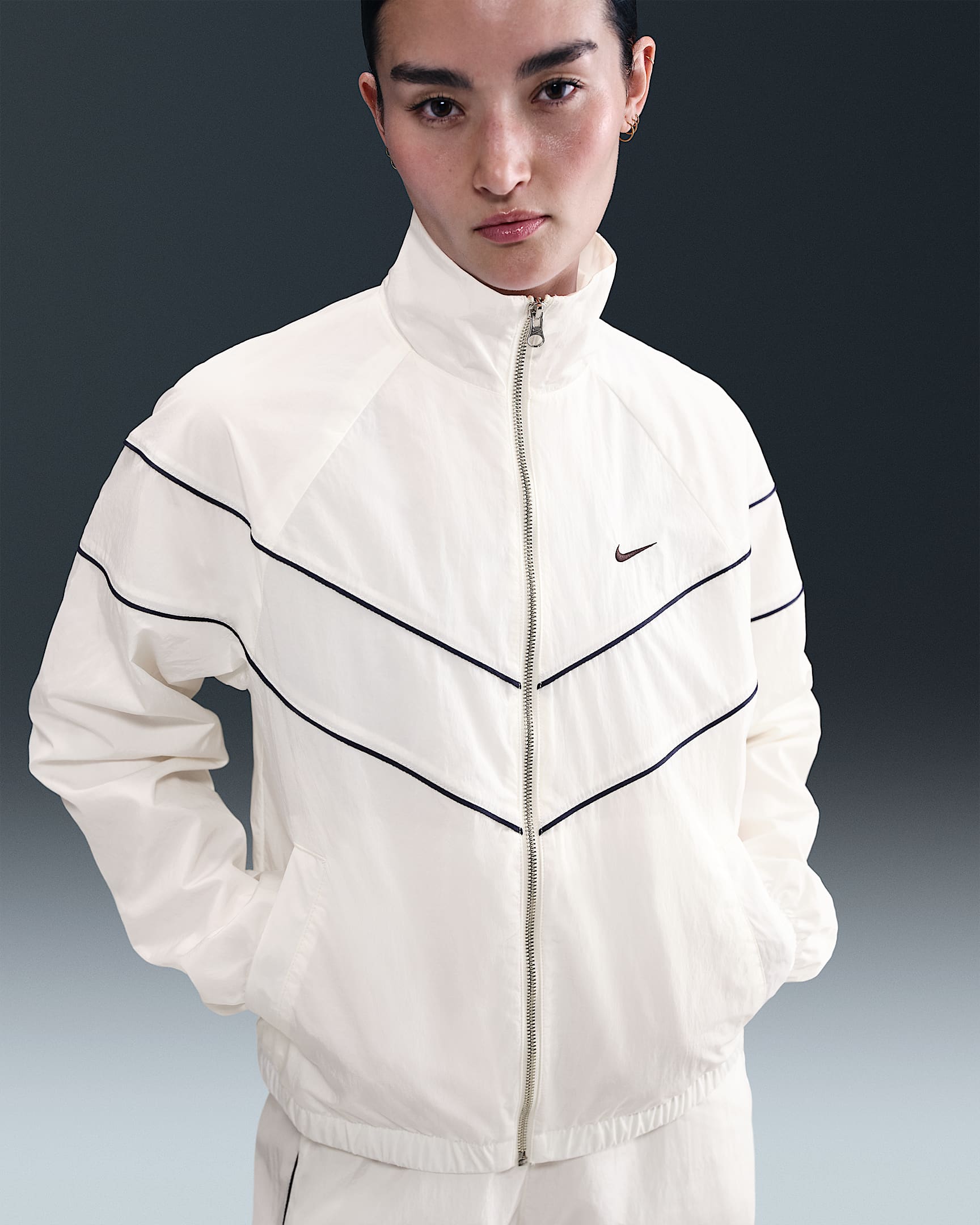 Nike Windrunner Women's Loose UV Woven Full-Zip Jacket - Sail/Midnight Navy/Black