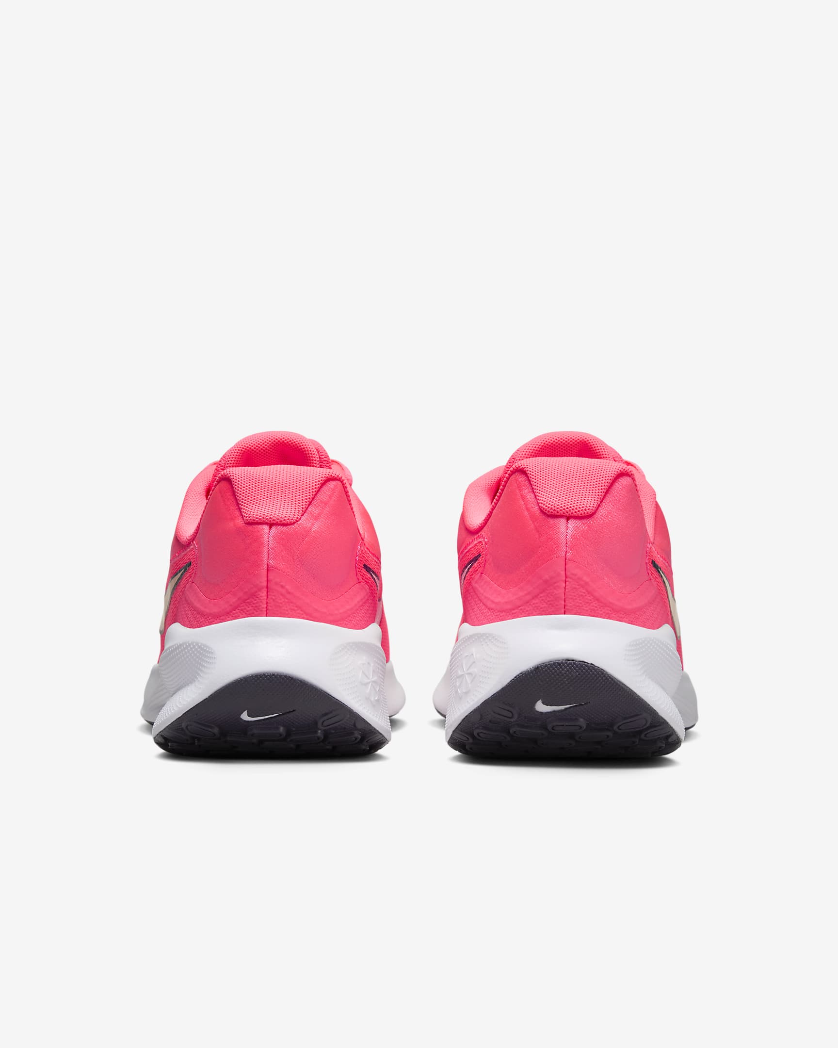 Nike Revolution 7 hardloopschoenen voor dames (straat) - Hot Punch/Dark Raisin/Crimson Tint