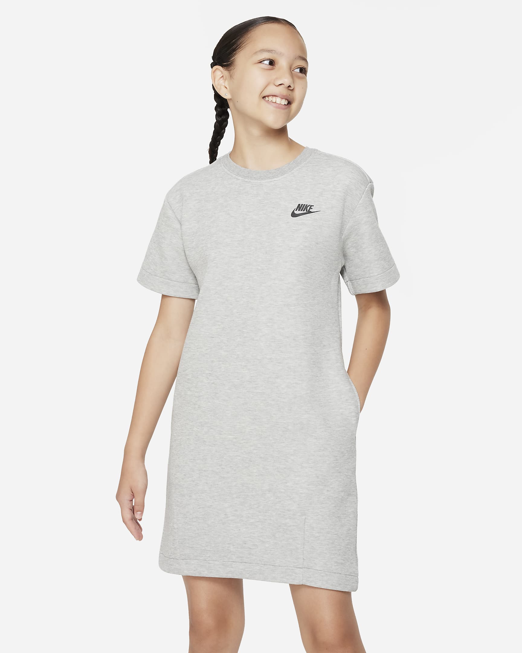Nike Sportswear Tech Fleece Older Kids' (Girls') Dress. Nike DK