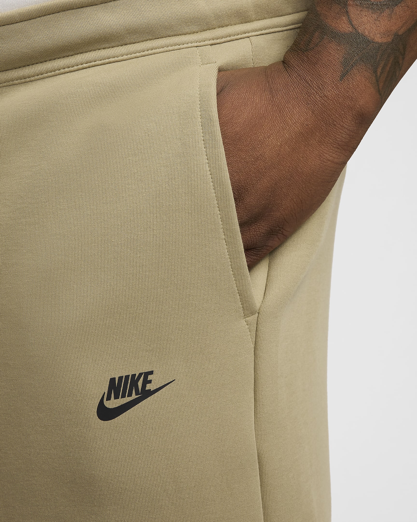 Short Nike Sportswear Tech Fleece pour homme - Neutral Olive/Noir